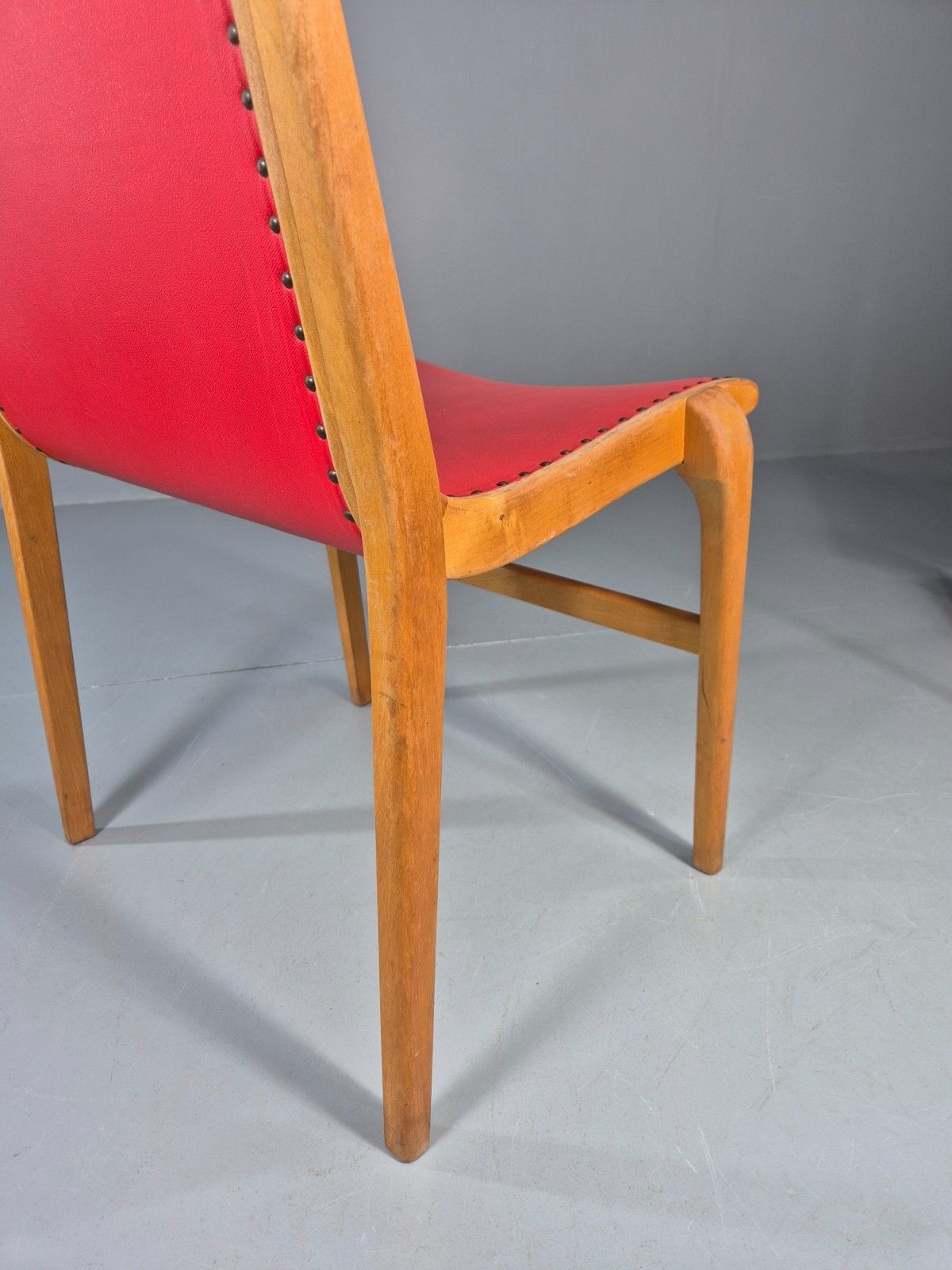 photo vinterior 4 Stacking Lounge Chairs 1950s Swedish Red Beech Mid Century Retro Eb11102 Mdin