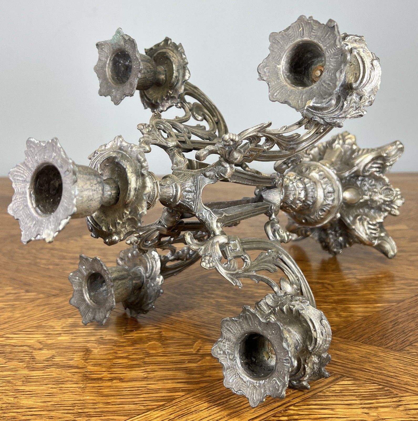 Home Decor Candelabra Vintage French Style Metal Five Arm Table Centrepiece Lot 4671 photo