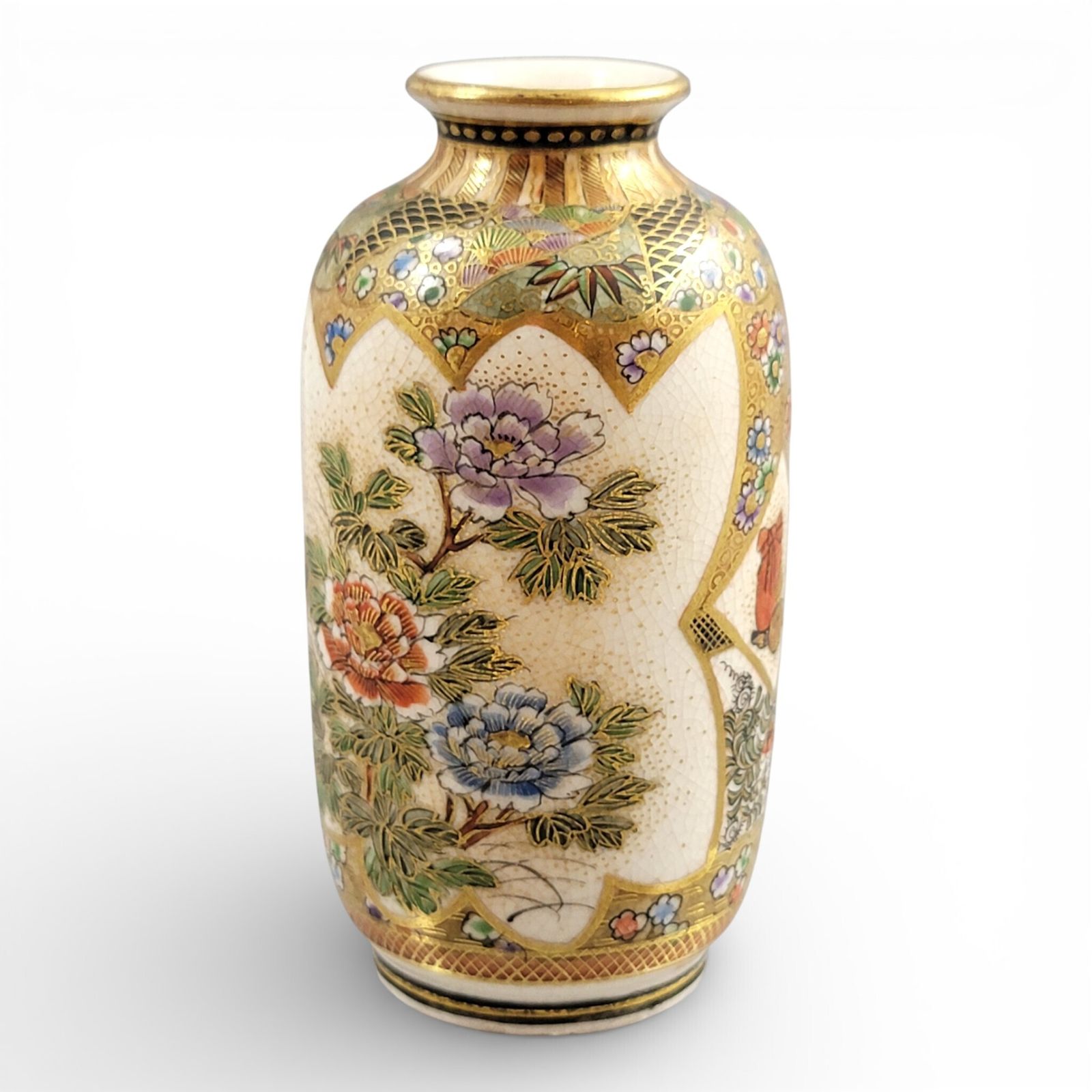 Meiji Period Satsuma Vase With Family And Tea Utensils, Fine Gilding photo vintage