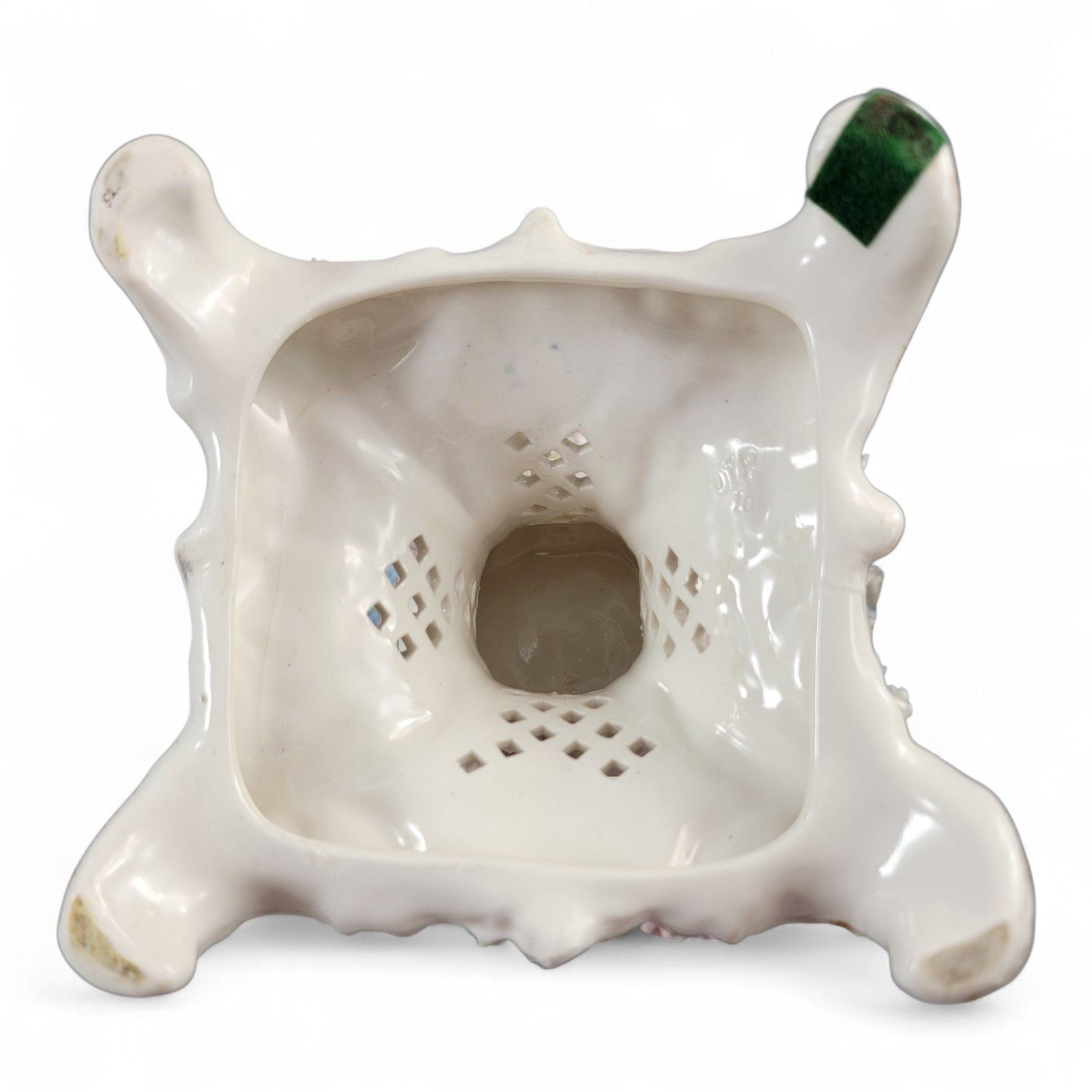 photo vintage C.G. Schierholz Plaue Porcelain Flower Centerpiece C.1885, Reticulated Bowl