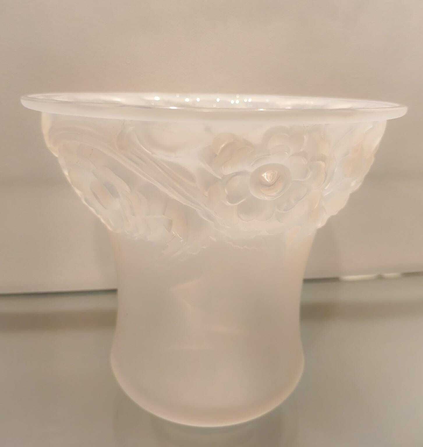 Rene Lalique France White Glass Vase Orleans 1930 photo buy