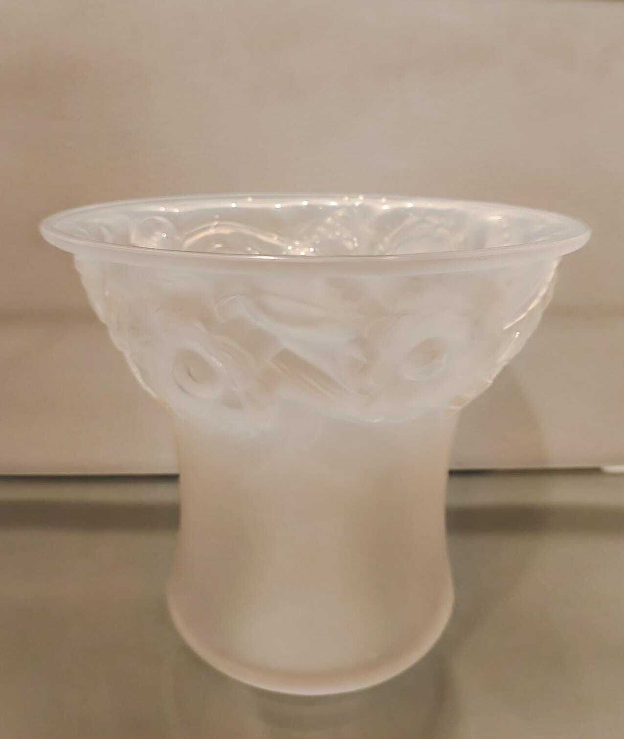 photo furniture Rene Lalique France White Glass Vase Orleans 1930