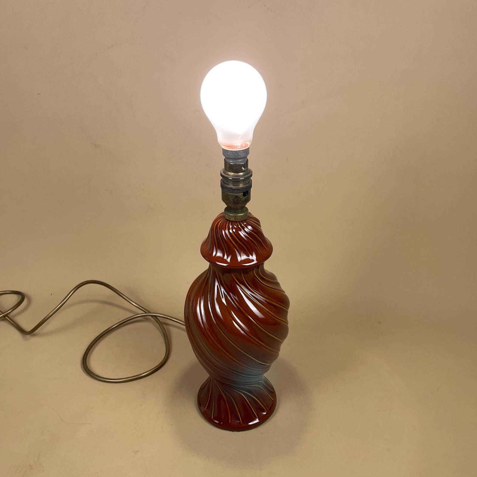 photo furniture Ceramic Table Lamp Light Brown Twisted Swirl Design Round Retro Glaze Finish C.1970's Porcelain Bedside Baluster Vase Antique Vintage