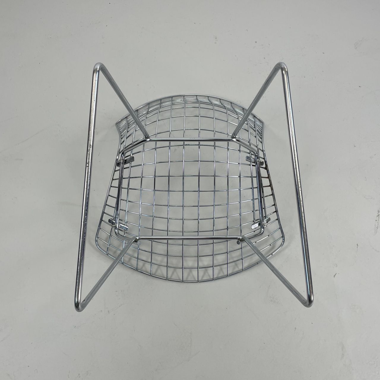 photo furniture Bertoia Side Chair In Chrome, 1950s