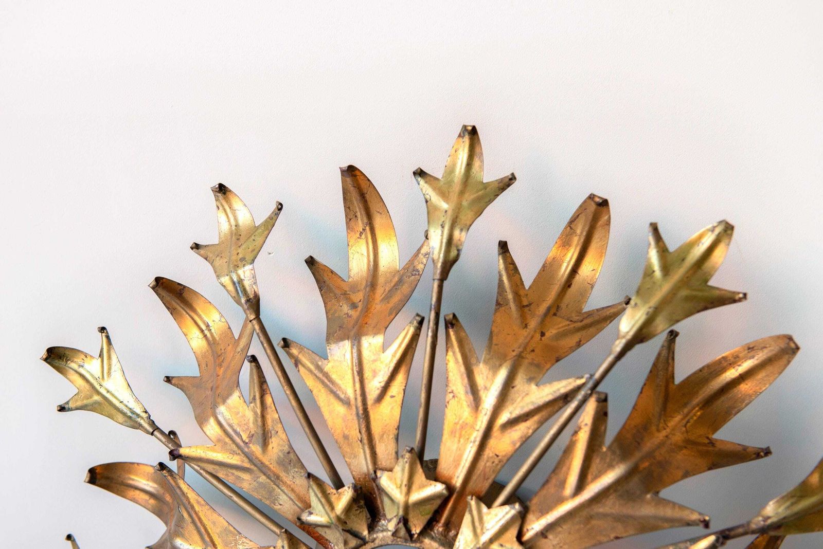 Italiaanse Sunburst Plafondlamp   Goudkleurige Metalen Bladeren   Mid Century Modern Design, Jaren 1960 photo buy