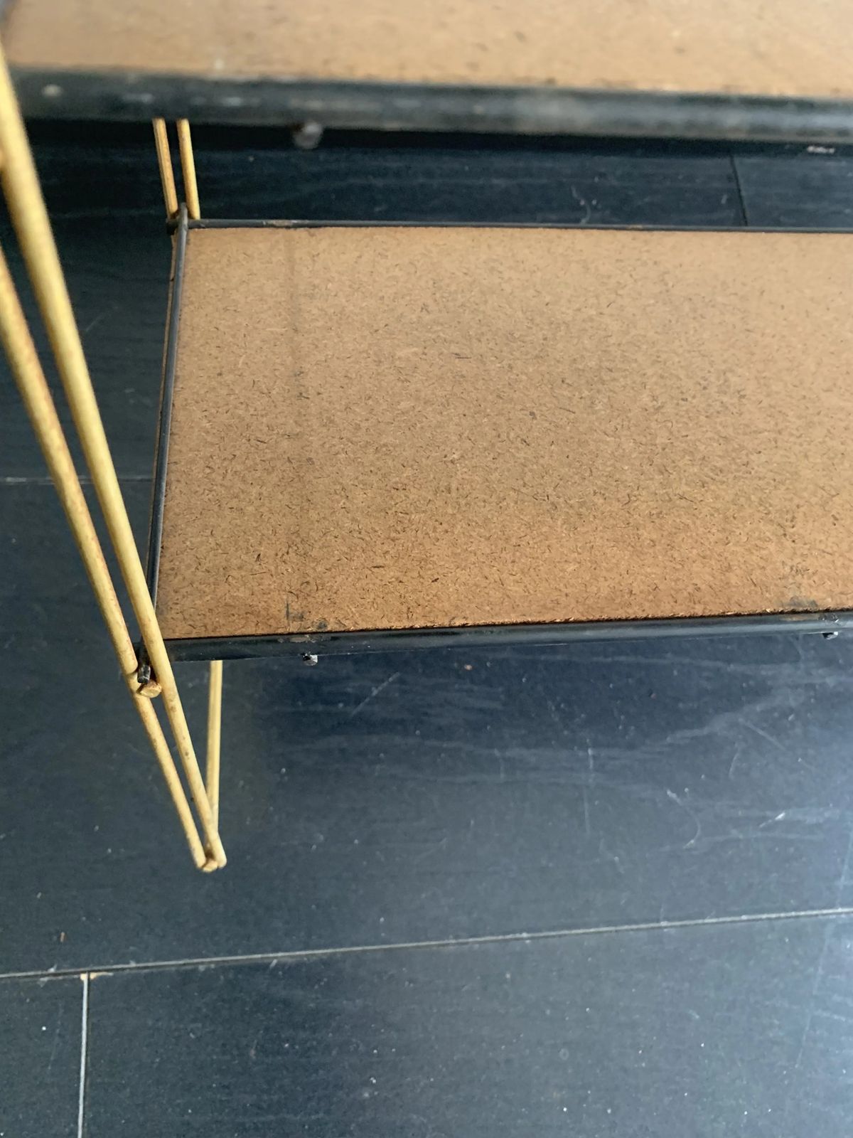 photo furniture Vintage 1960s String Wall Shelf In Gilded Wood   60 X 50 Cm