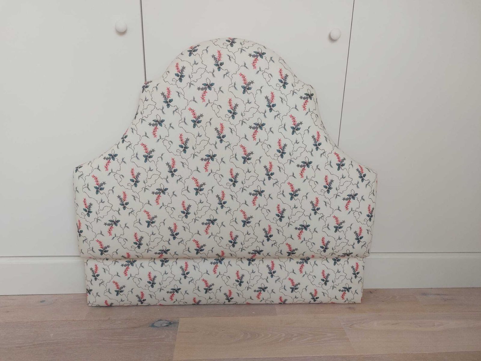 Ensemblier Headboard