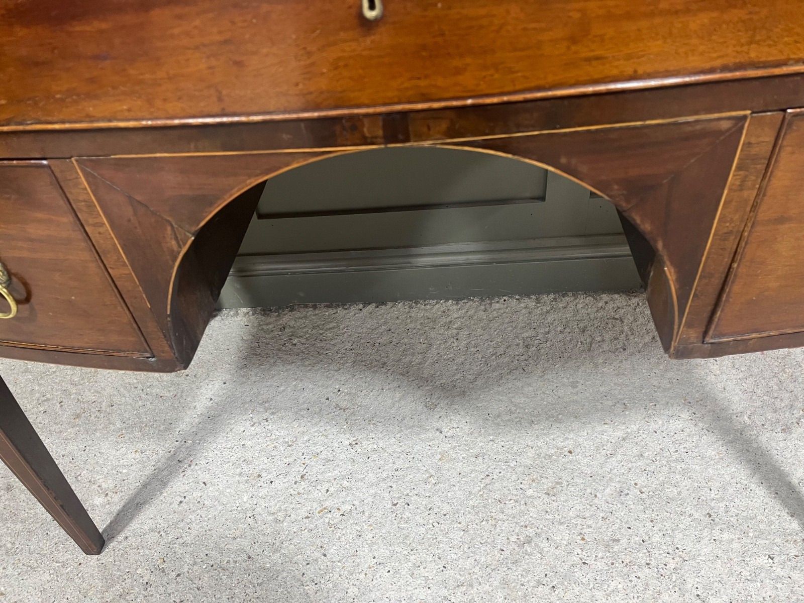 photo vinterior Georgian Desk Knee Hole Style Antique Desk Early 1800’s