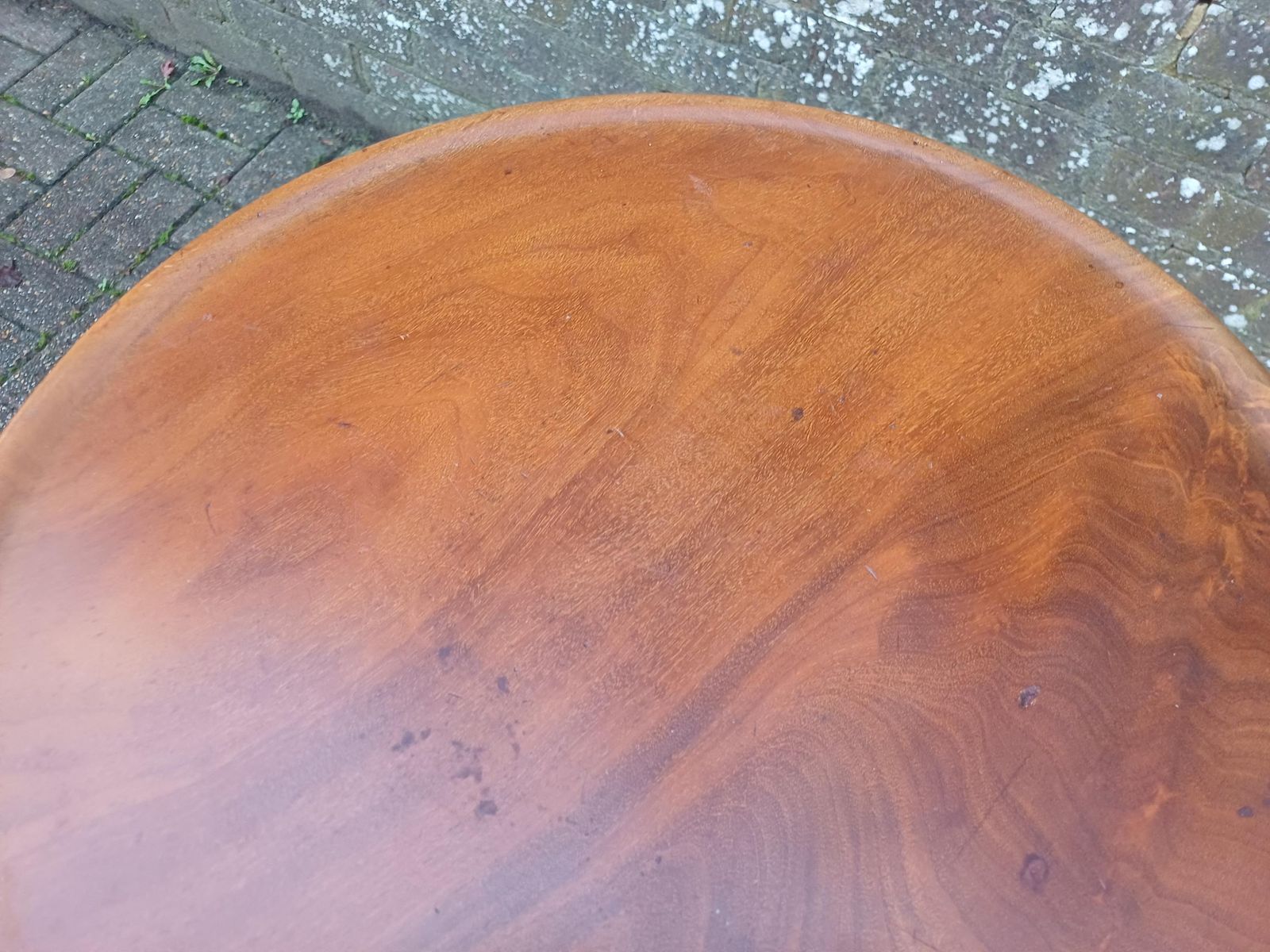 Large Victorian Mahogany Circular Occasional Table Antique Wine Table Beautiful Grain Stunning Turned Column Bun Feet photo furniture