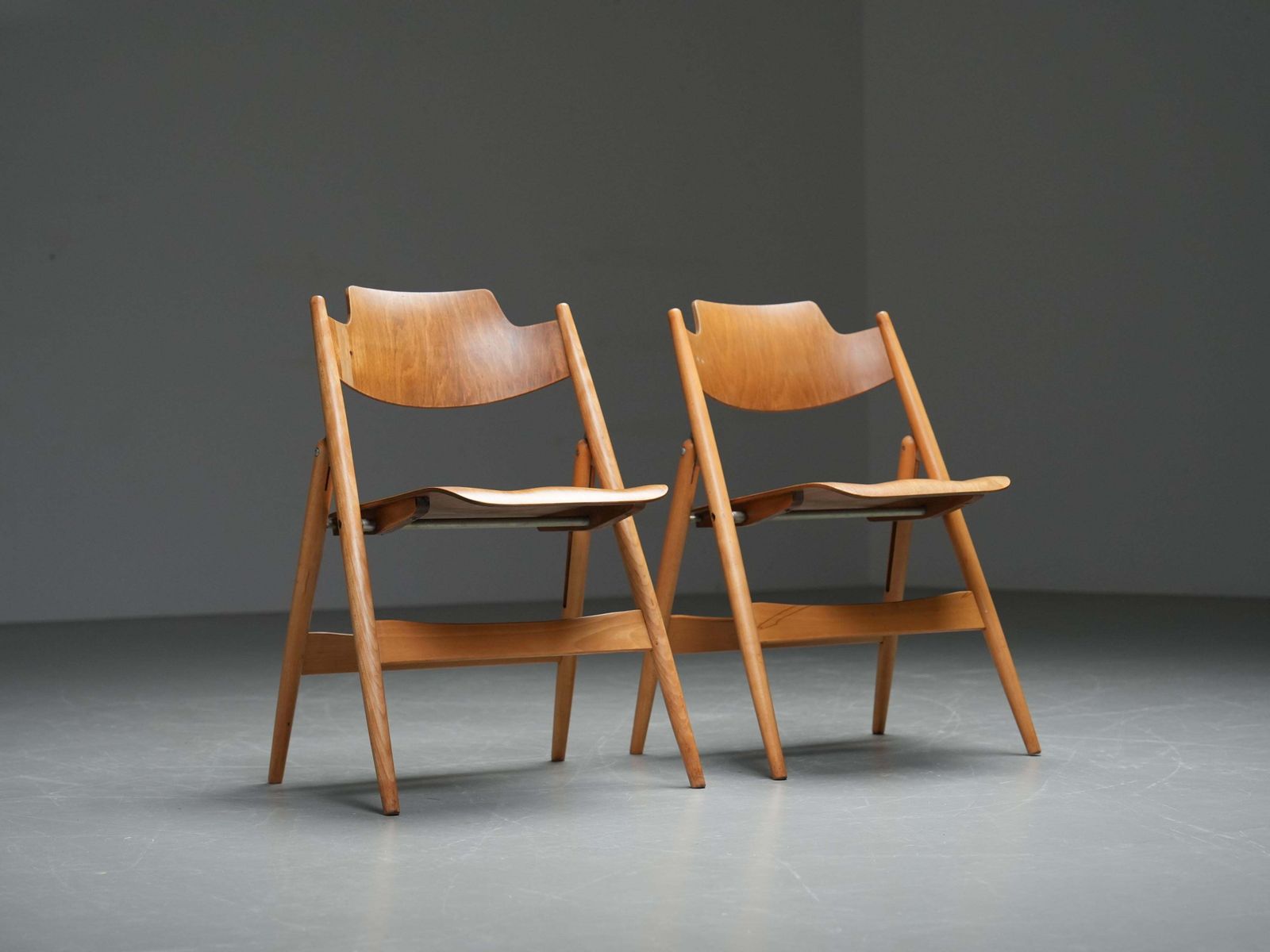 Set Van 2 Egon Eiermann Klapstoelen In Beukenhout En Metaal, Duitsland, Ca. Jaren 1950 photo furniture