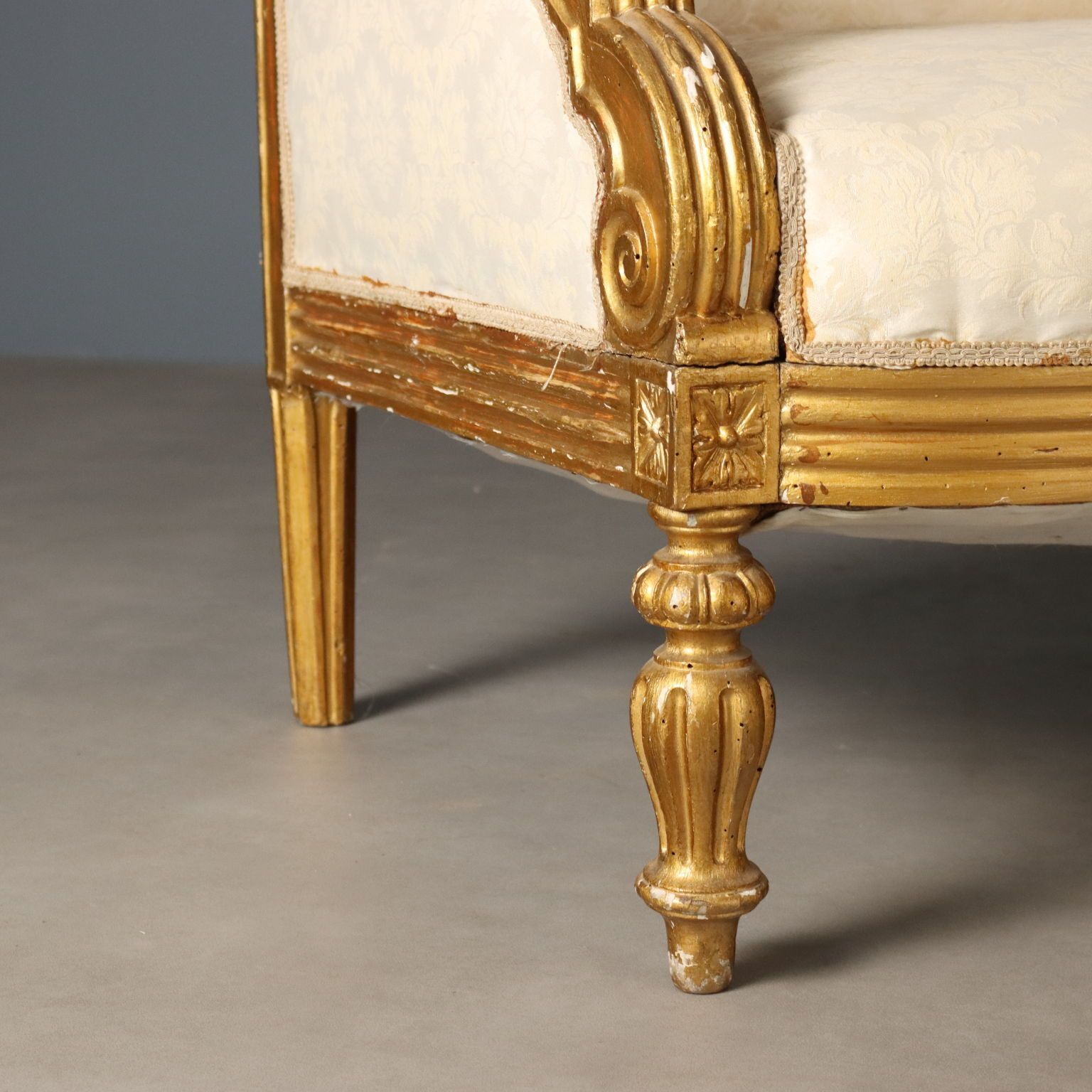 Sofa Neoclassical Style Carved Wood Italy XIX Century photo vinterior