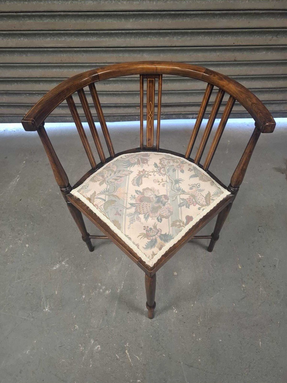 Edwardian Mahogany Inlaid Bedroom Corner Chair
