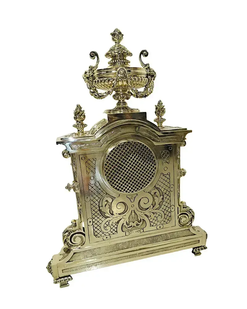 photo vinterior A Very Rare Large 19th Century French Bronze Clock Garniture Set Fully Restored And Polished