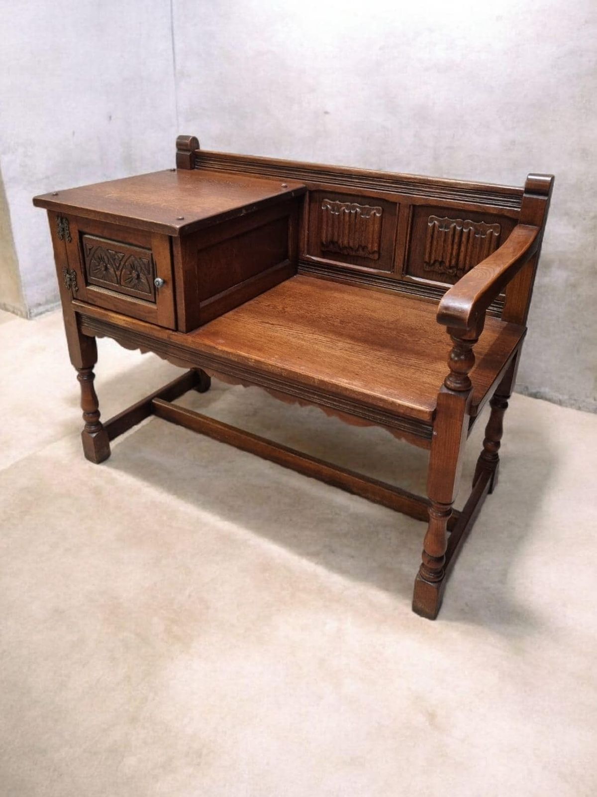 Vintage Old Charm Wood Brothers / Telephone Table photo vintage