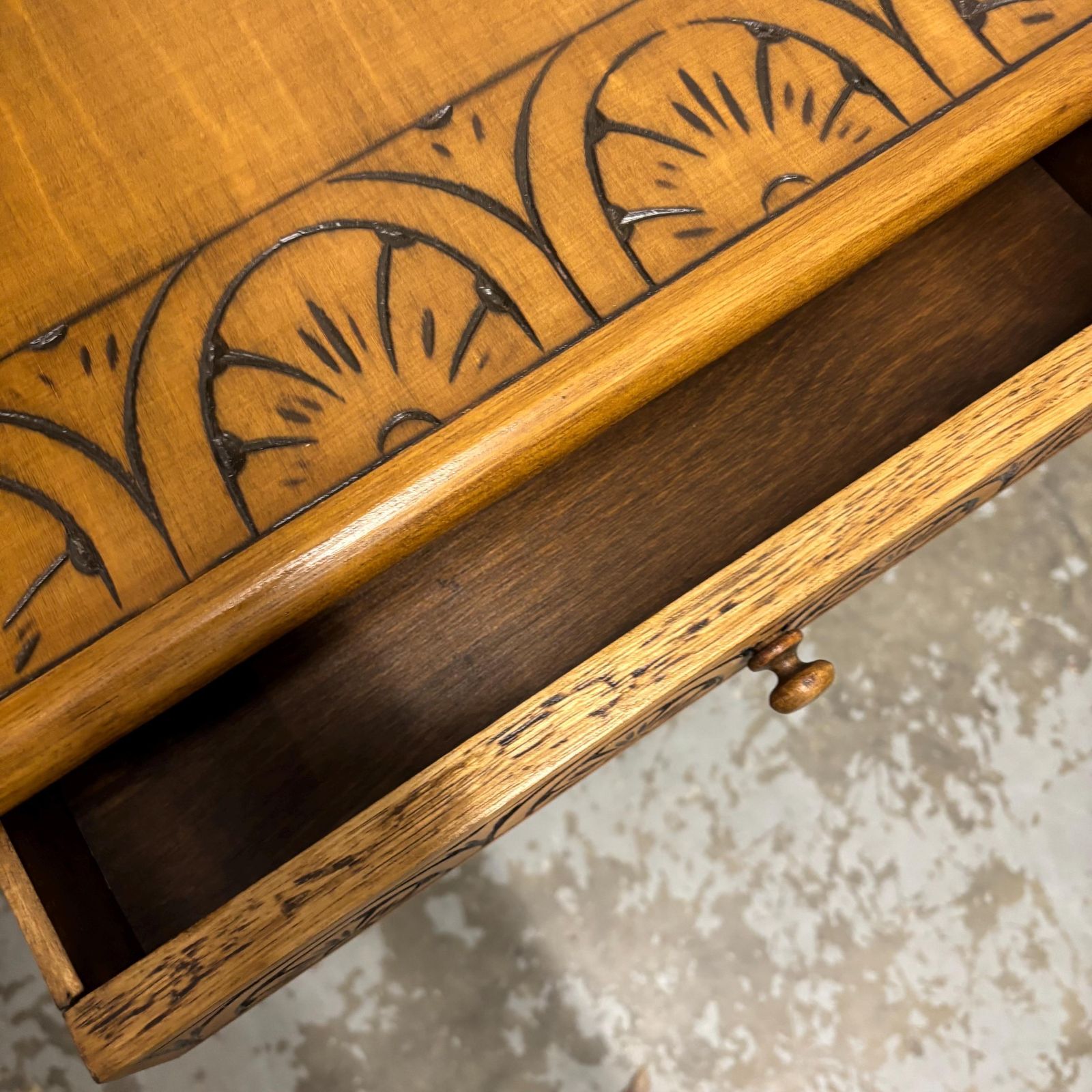 photo buy Vintage Carved Wooden Side Table With Lower Shelf – Hall Console / Lamp Table