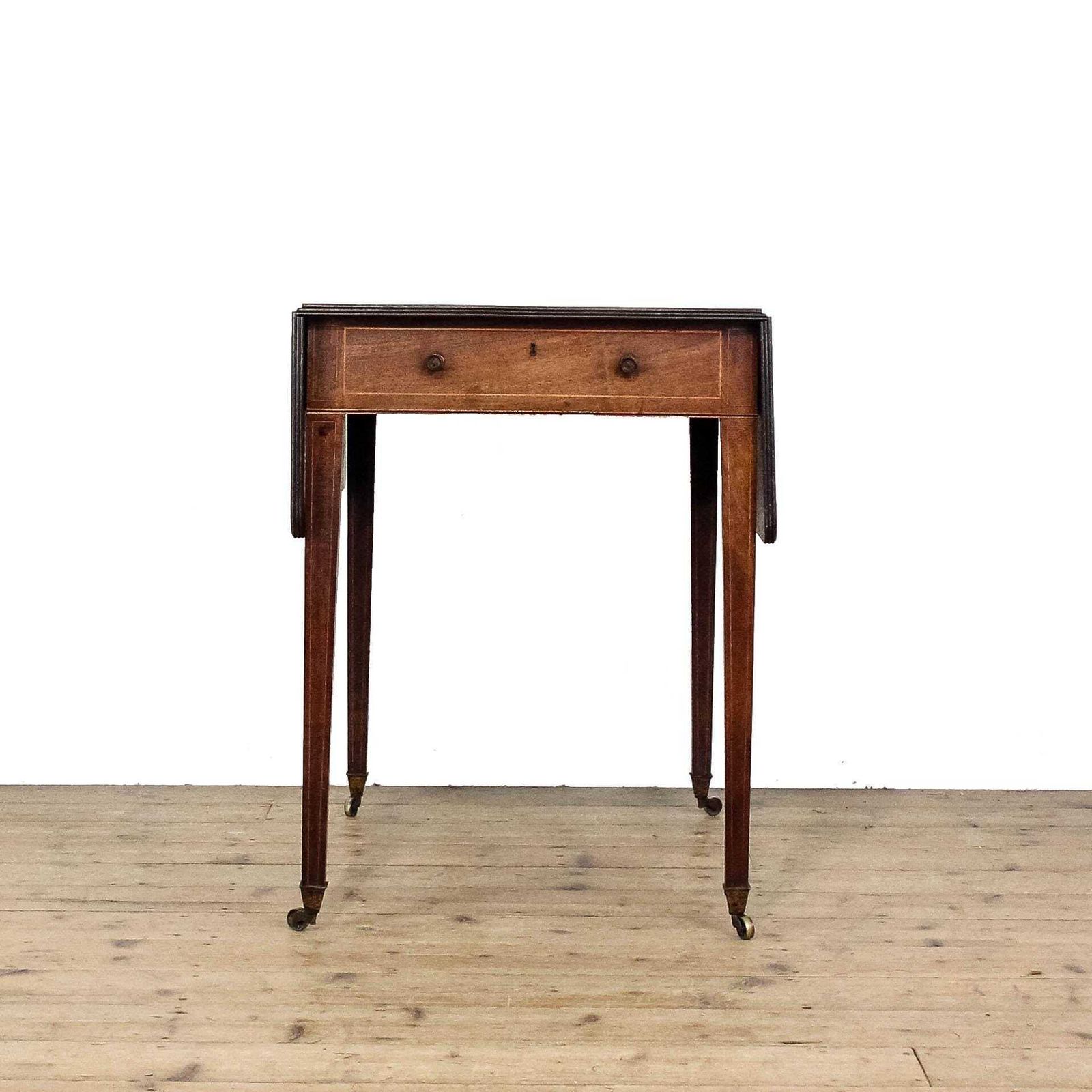 Antique Mahogany George III Pembroke Dining Table | Drop Leaf Table | Victorian Table | Antique Furniture | Table | Antique photo Furniture