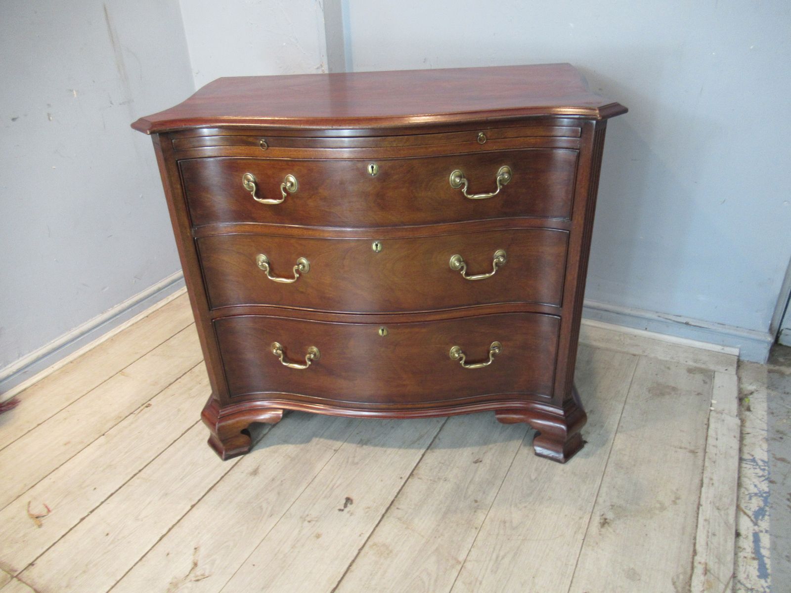 Georgian Style Mahogany   Serpentine Shaped  Chest Of Drawers photo furniture