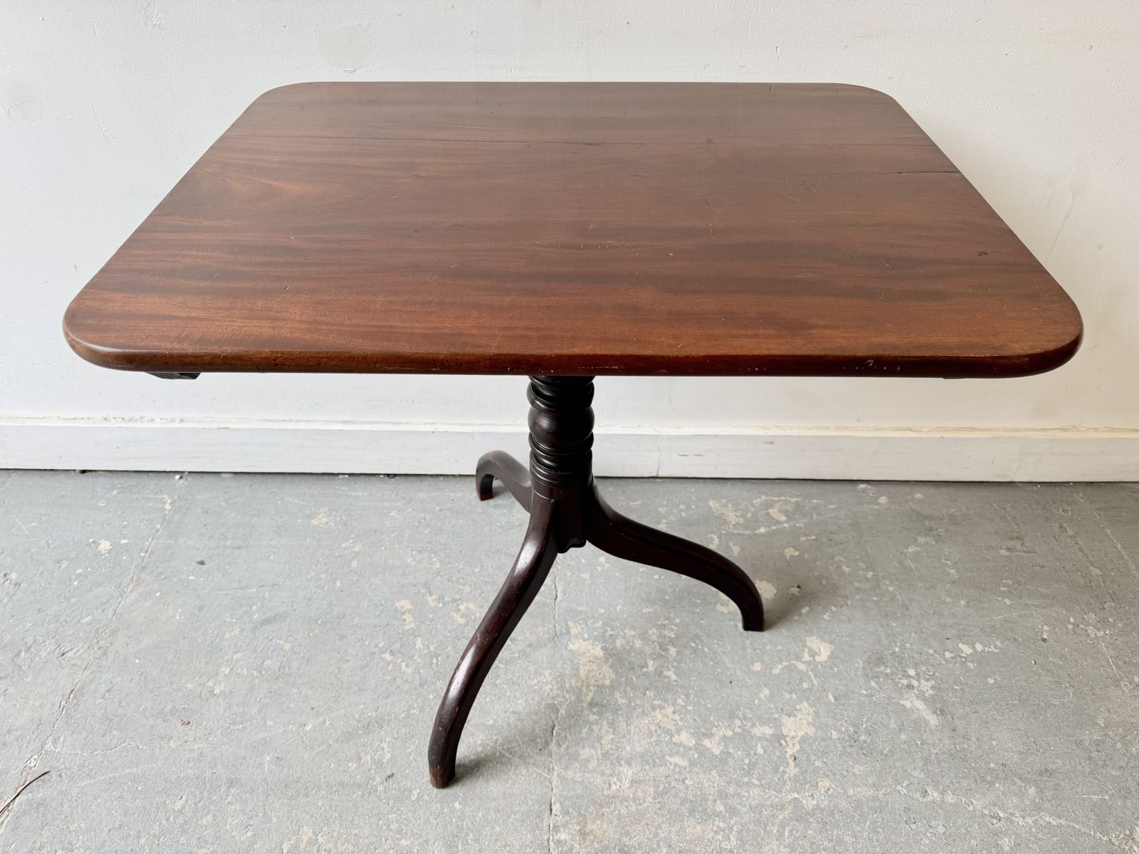 Georgian Mahogany Tilt Top Table photo for sale