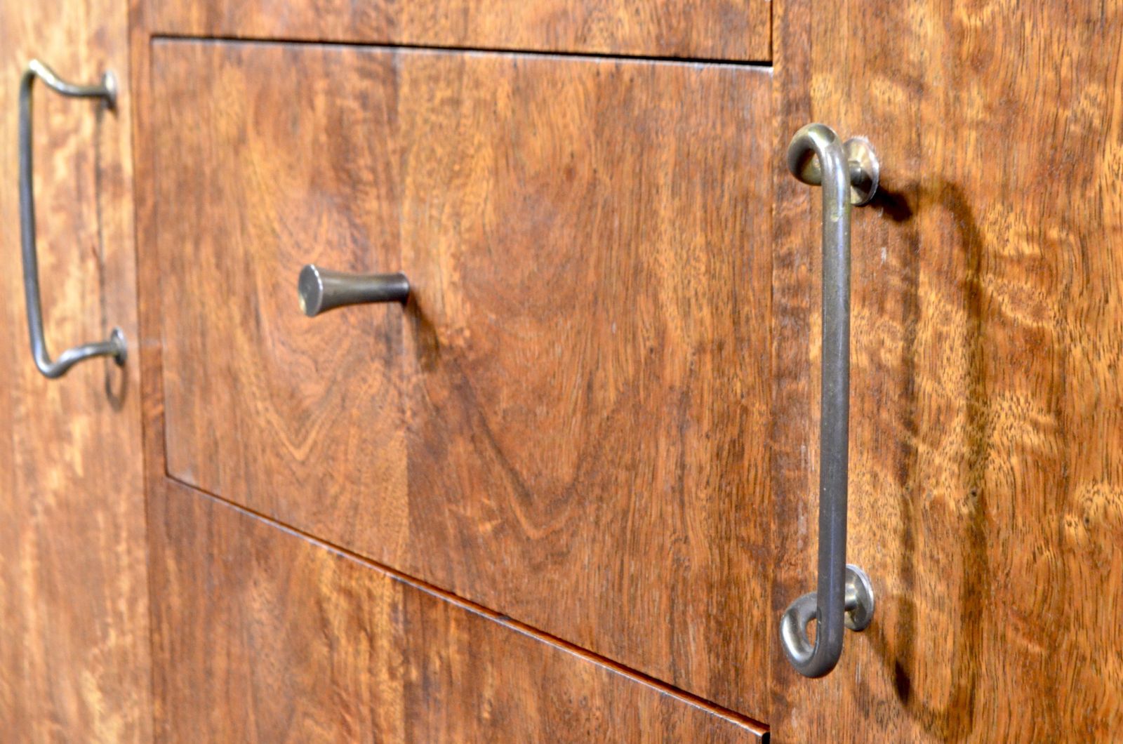 Vintage Vanson For Heal's Danish Style Walnut Sideboard. Delivery. Modern / Midcentury. photo Furniture