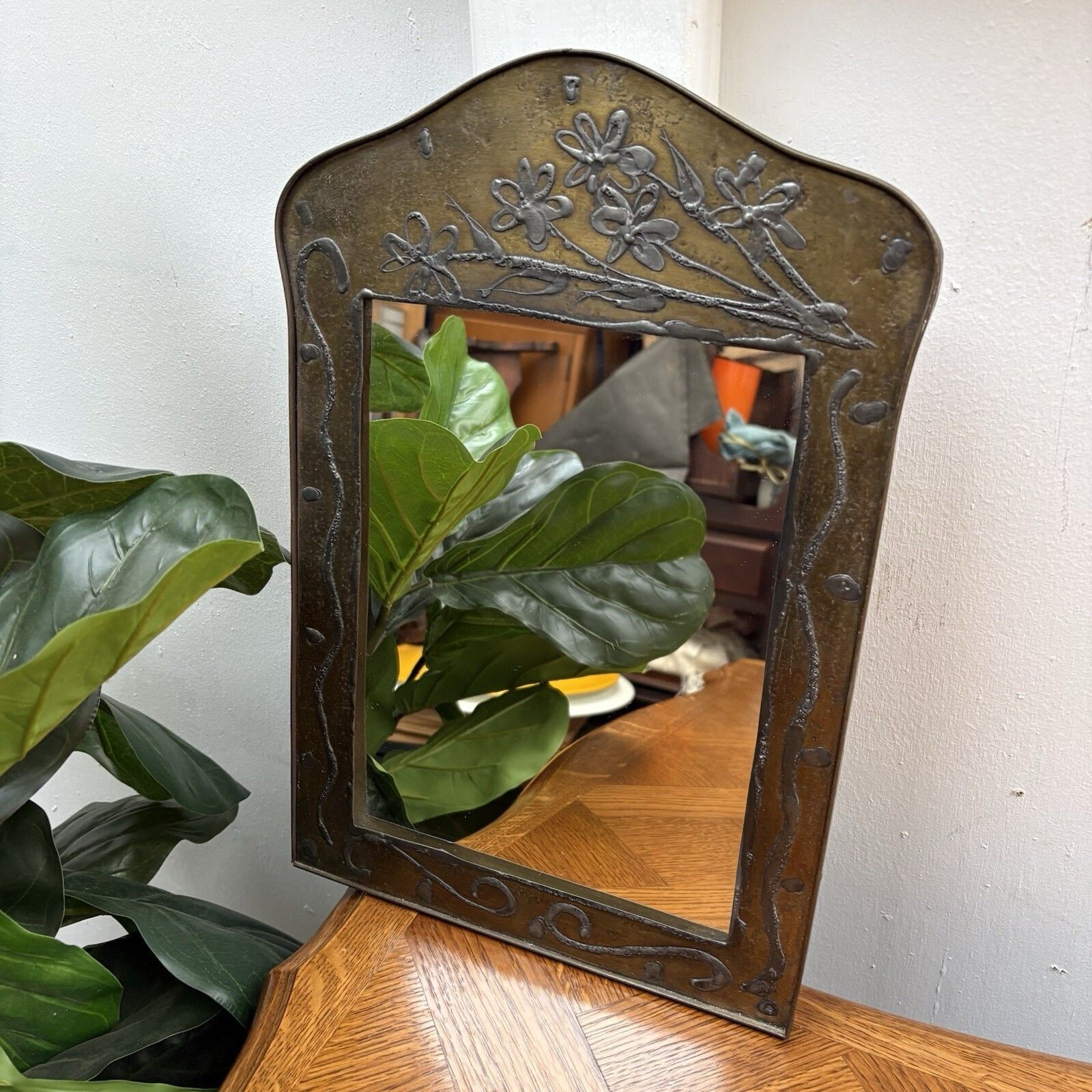 French Art Nouveau Hammered Brass Applied Floral Décoration Hall Wall Mirror