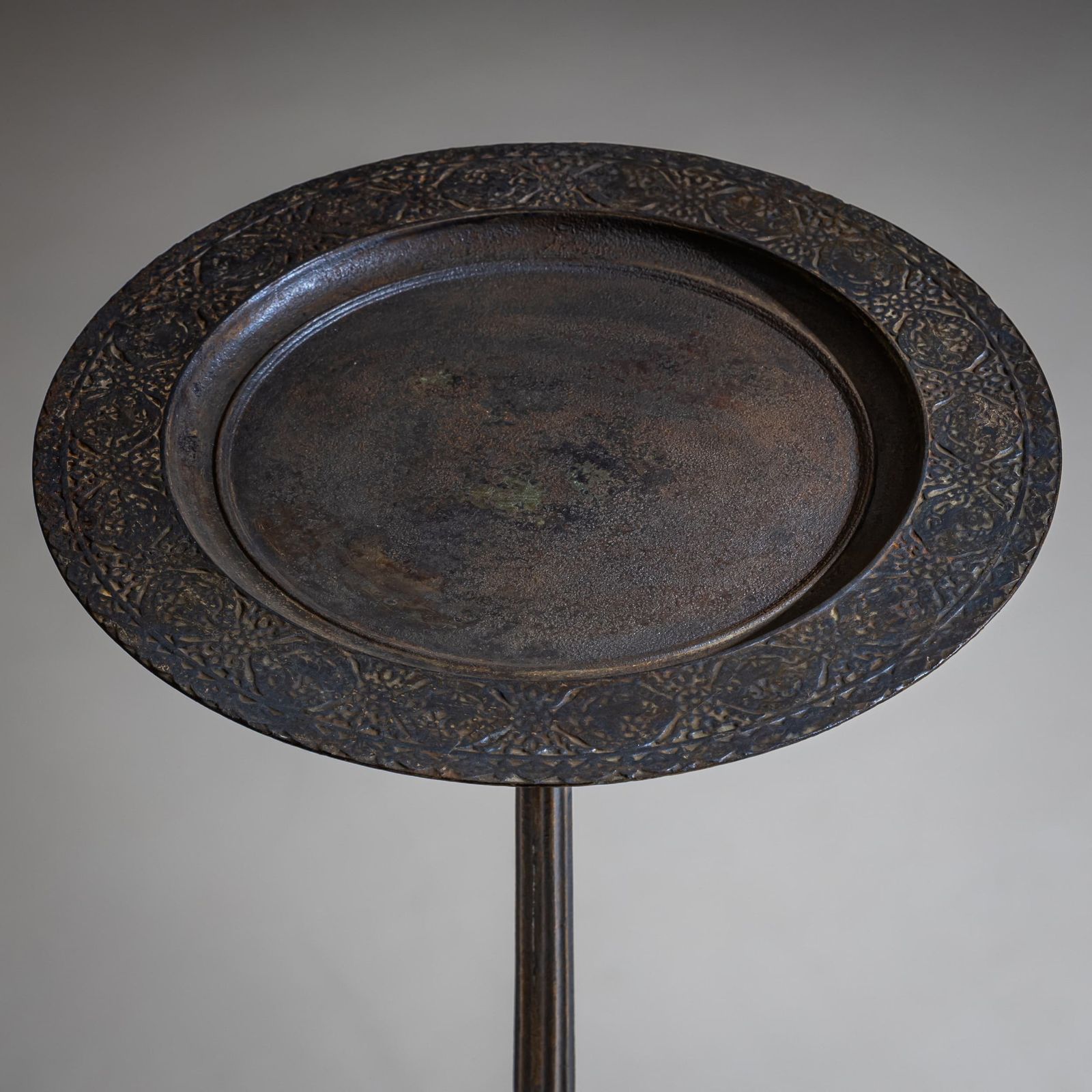 Wrought Iron Guéridon With Holly Decoration, 19th Century photo vinterior