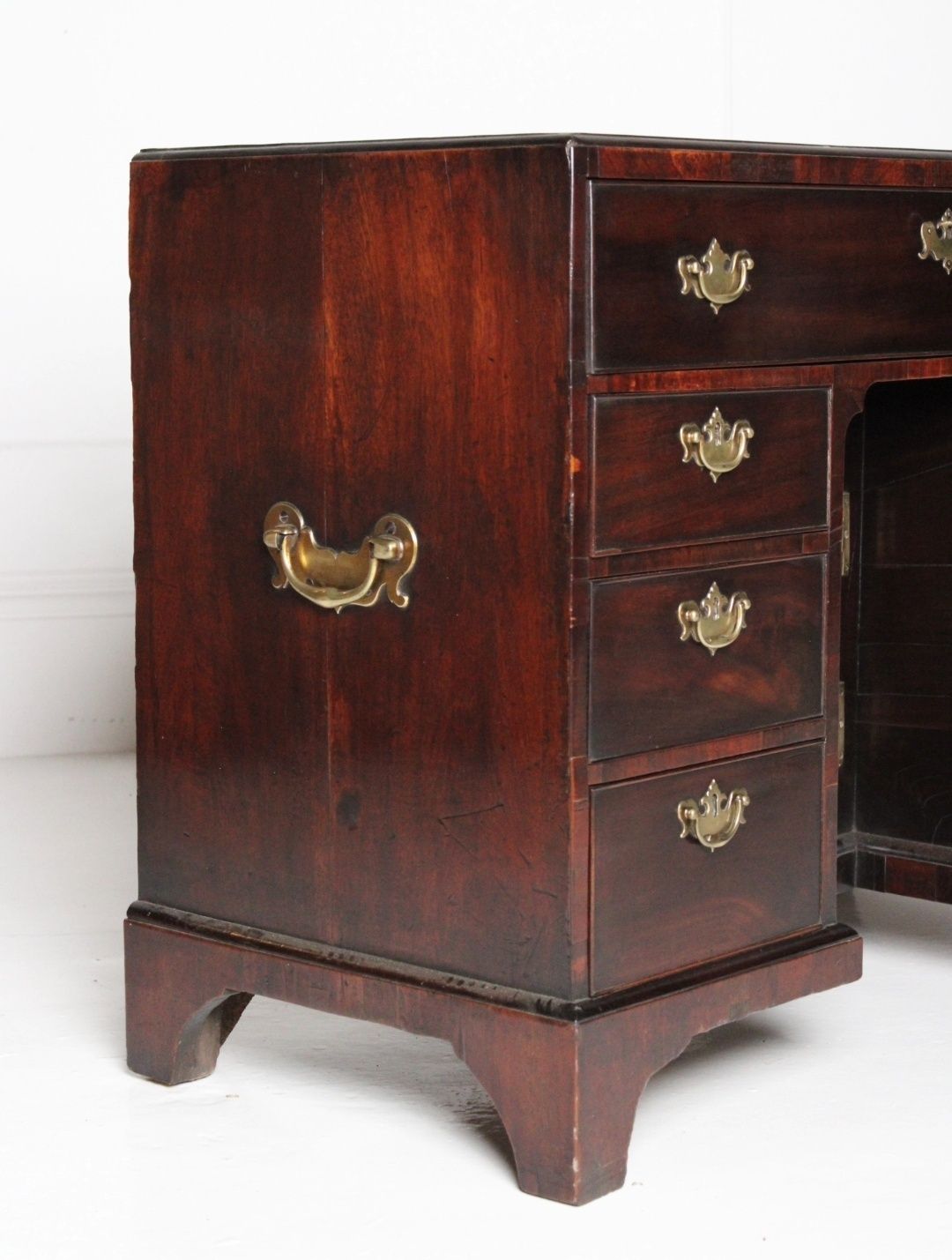 George II Red Walnut Kneehole Desk photo 1265.0