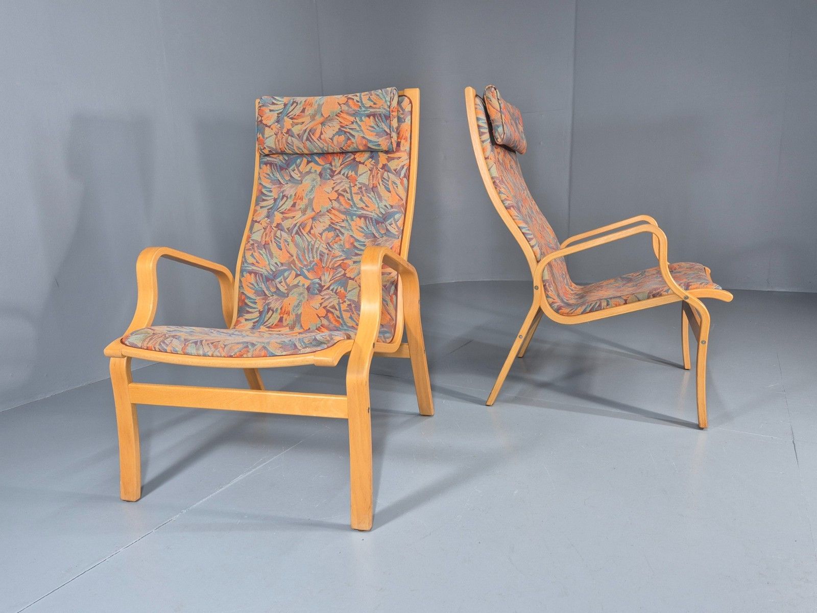 2 Vintage Bentwood Lounge Chairs Finn Ostergaard 1980s Retro Mcm Eb11339 Mben photo furniture