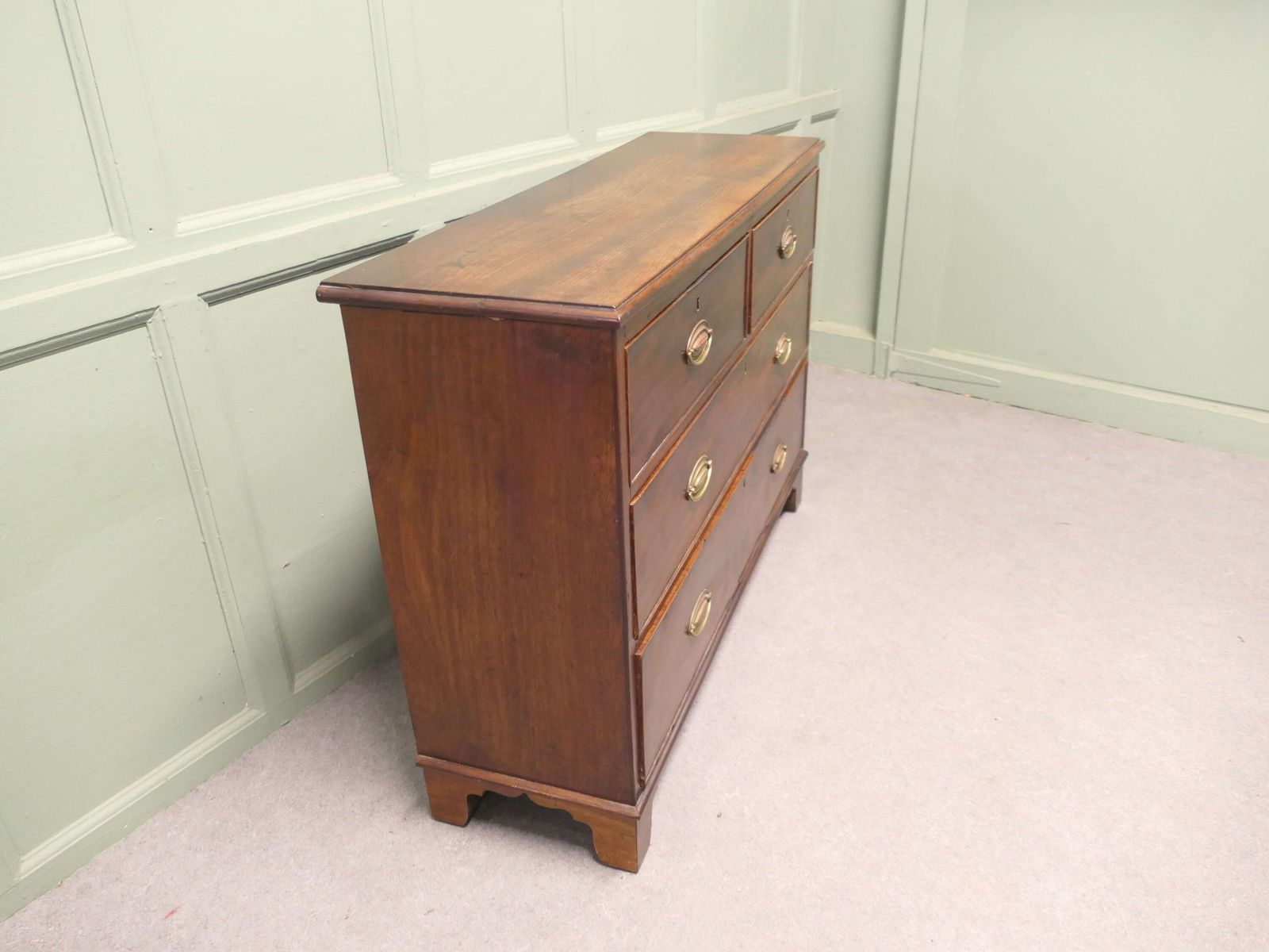 Very Slim Mahogany Chest Of Drawers photo 1020.0