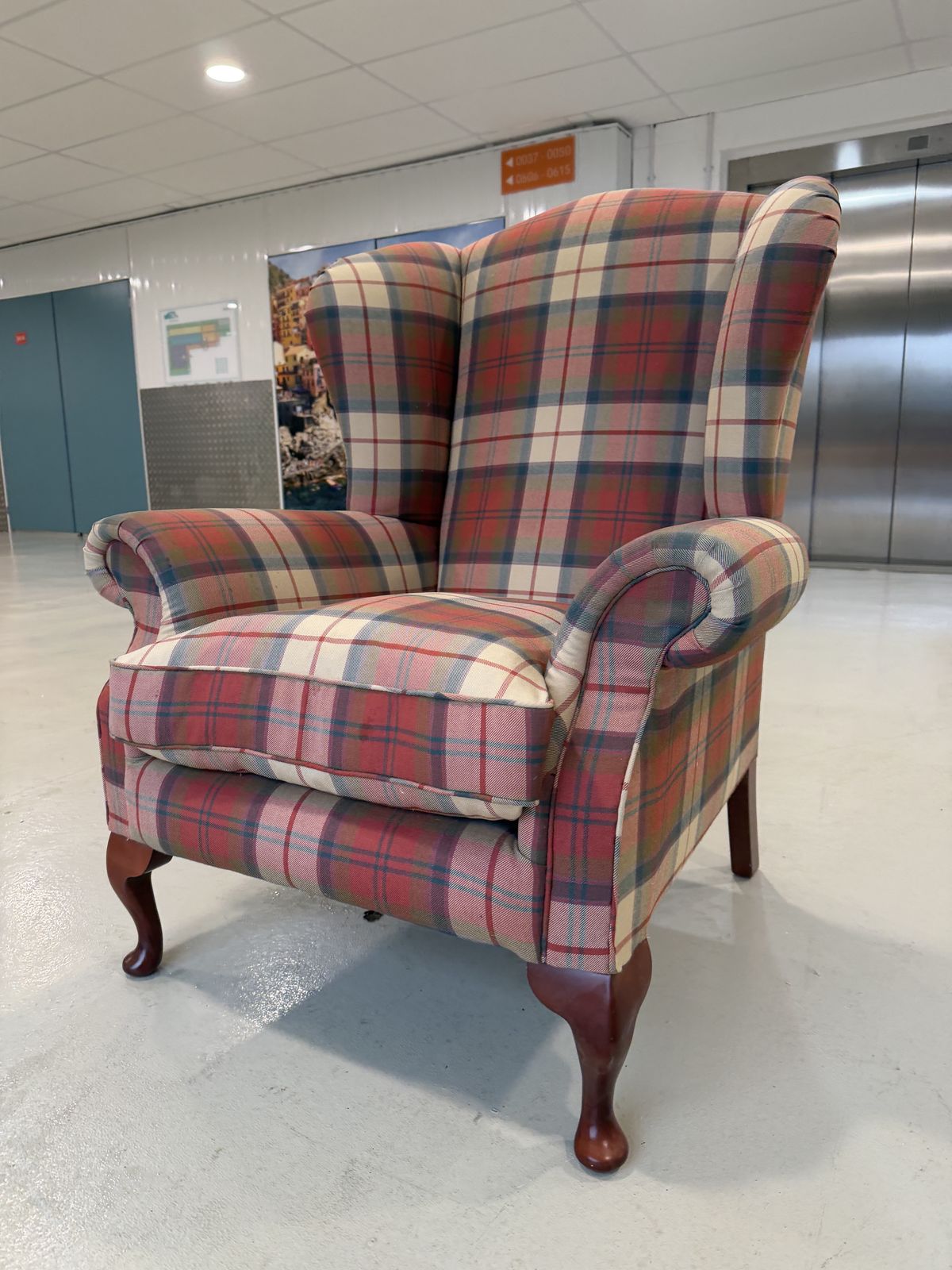 Lovely Queen Anne Style High Wingback Armchair In Red Check Fabric – Great Condition photo vintage