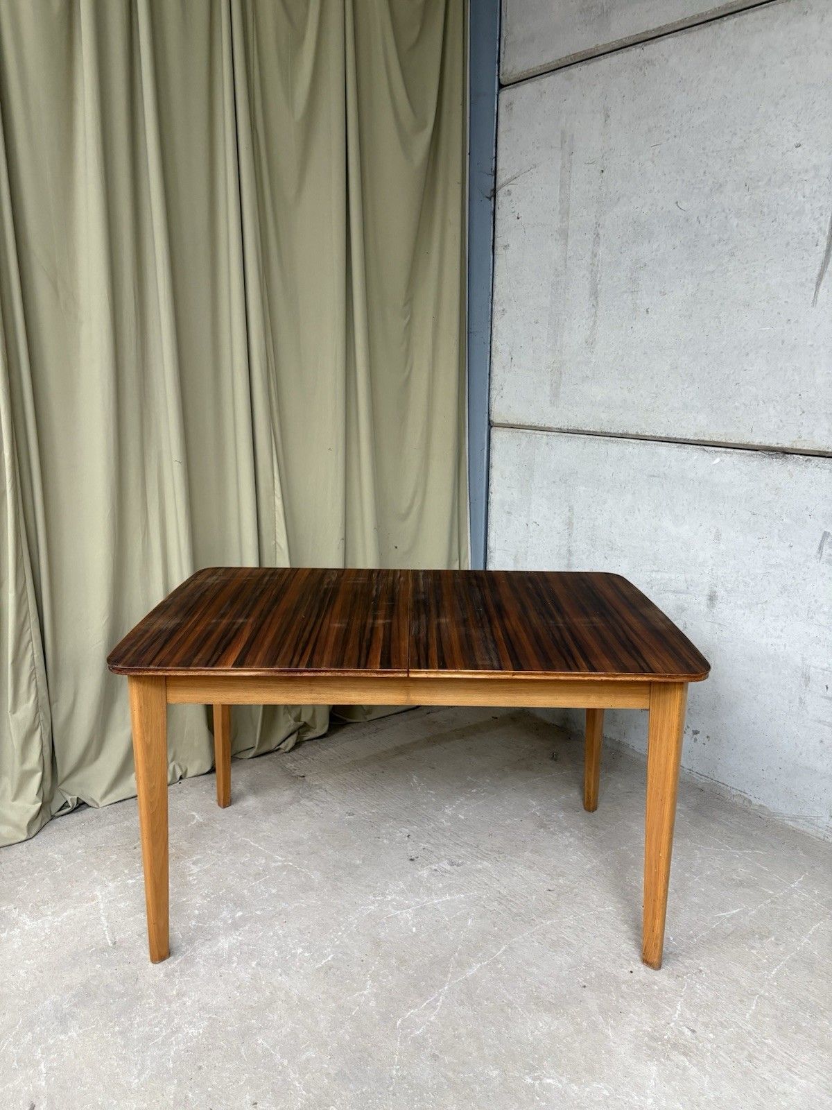 Vtg Mid Century Extending Vesper Dining Table Danish Italian Scandi Retro R1010 photo vintage