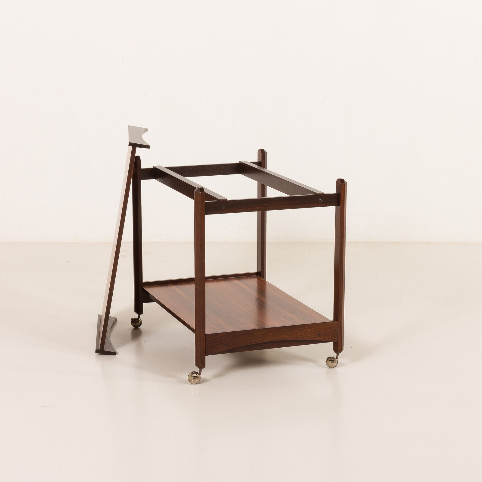 photo furniture Italian Mid Century Bar Trolley, Serving Cart In Rosewood, 1960s
