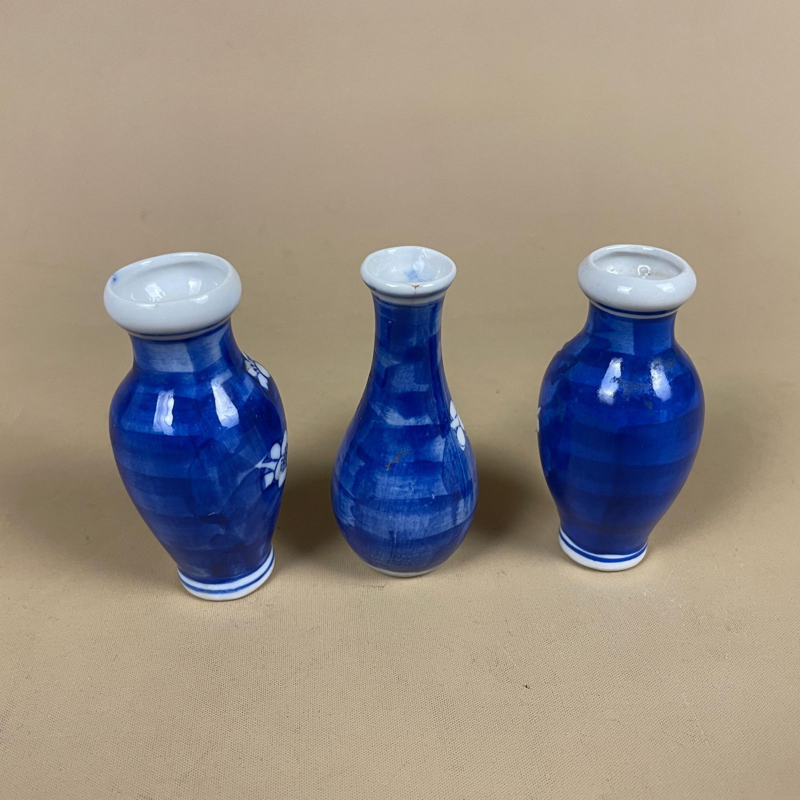 Set Of 3 Miniature Oriental Chinese Ceramic Porcelain Hand Painted Vase Small Floral Decorative Pot Antique Asian Flower Blue White Prunus photo furniture