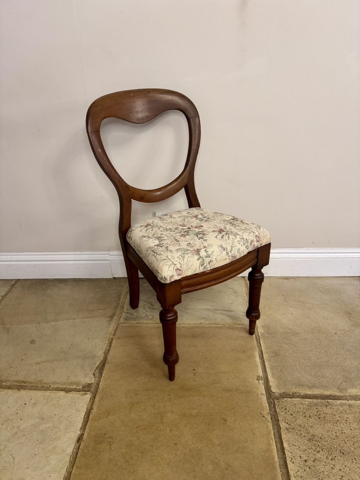 Fine Quality Set Of Six Antique Mahogany Balloon Back Dining Chairs photo vinterior