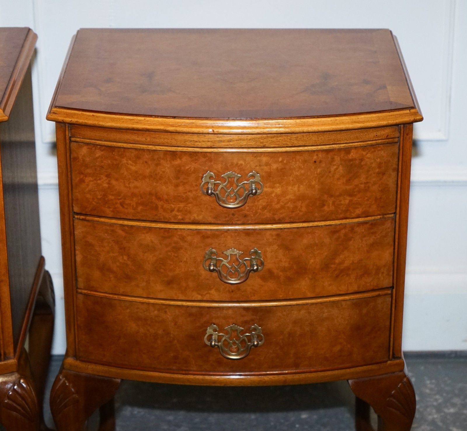 Gorgeous Pair Of Art Deco Style Burr Walnut Bedsides Nightstands Tables photo vintage