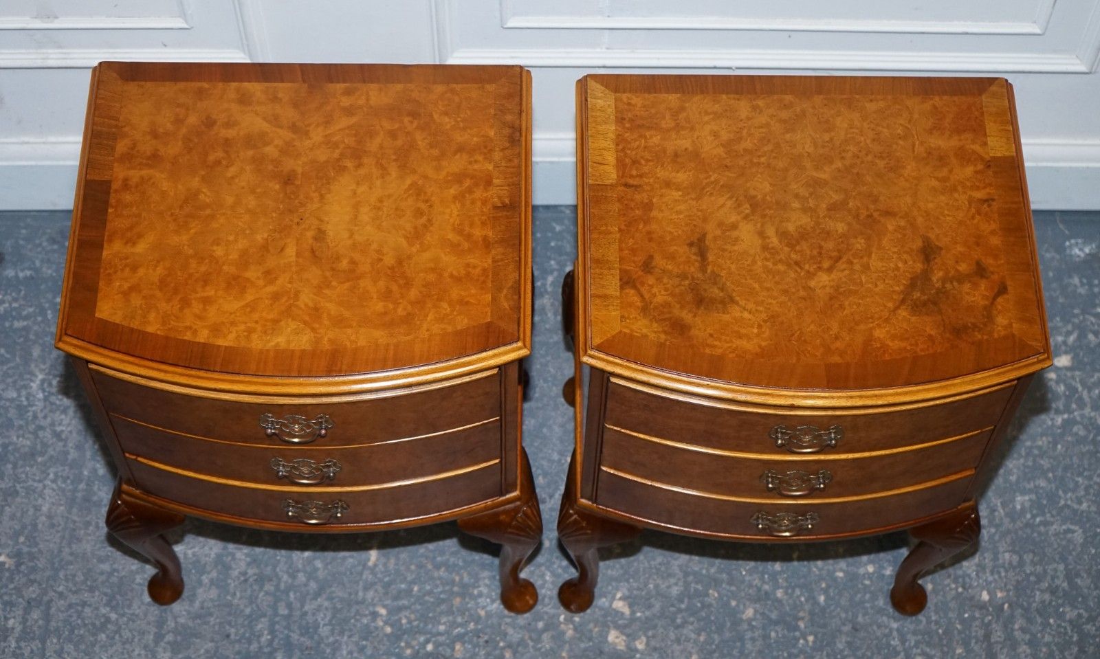 photo vinterior Gorgeous Pair Of Art Deco Style Burr Walnut Bedsides Nightstands Tables