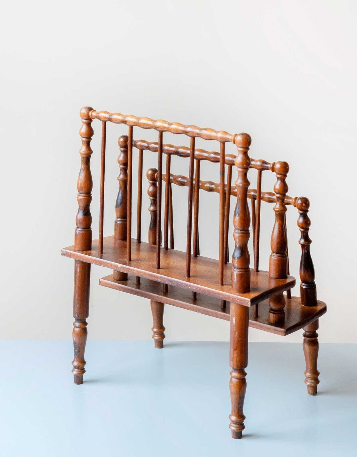 Carved Magazine Rack – Vintage Turned Wood Newspaper Stand   Cottage Style photo 227.0