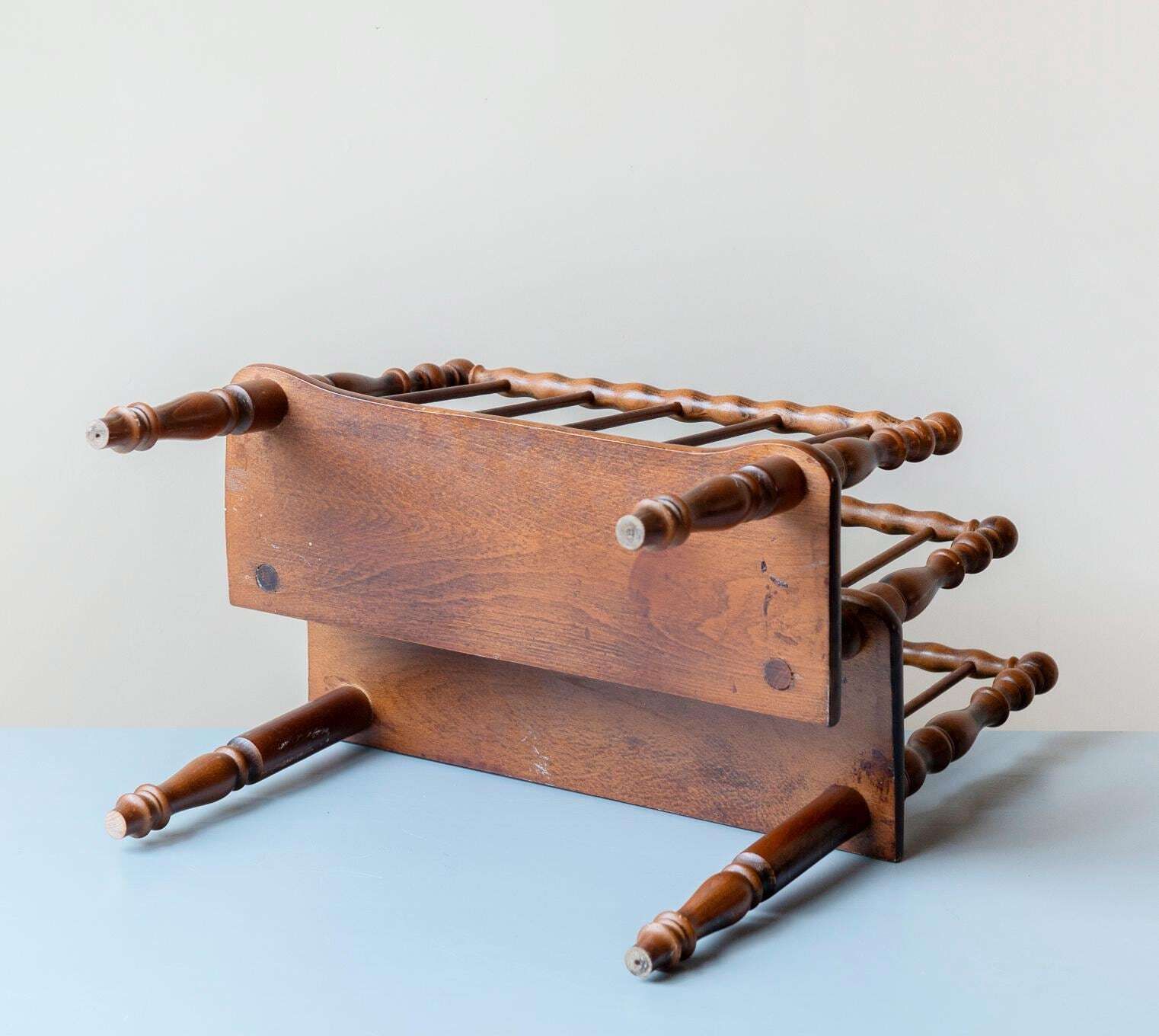Carved Magazine Rack – Vintage Turned Wood Newspaper Stand   Cottage Style photo vintage