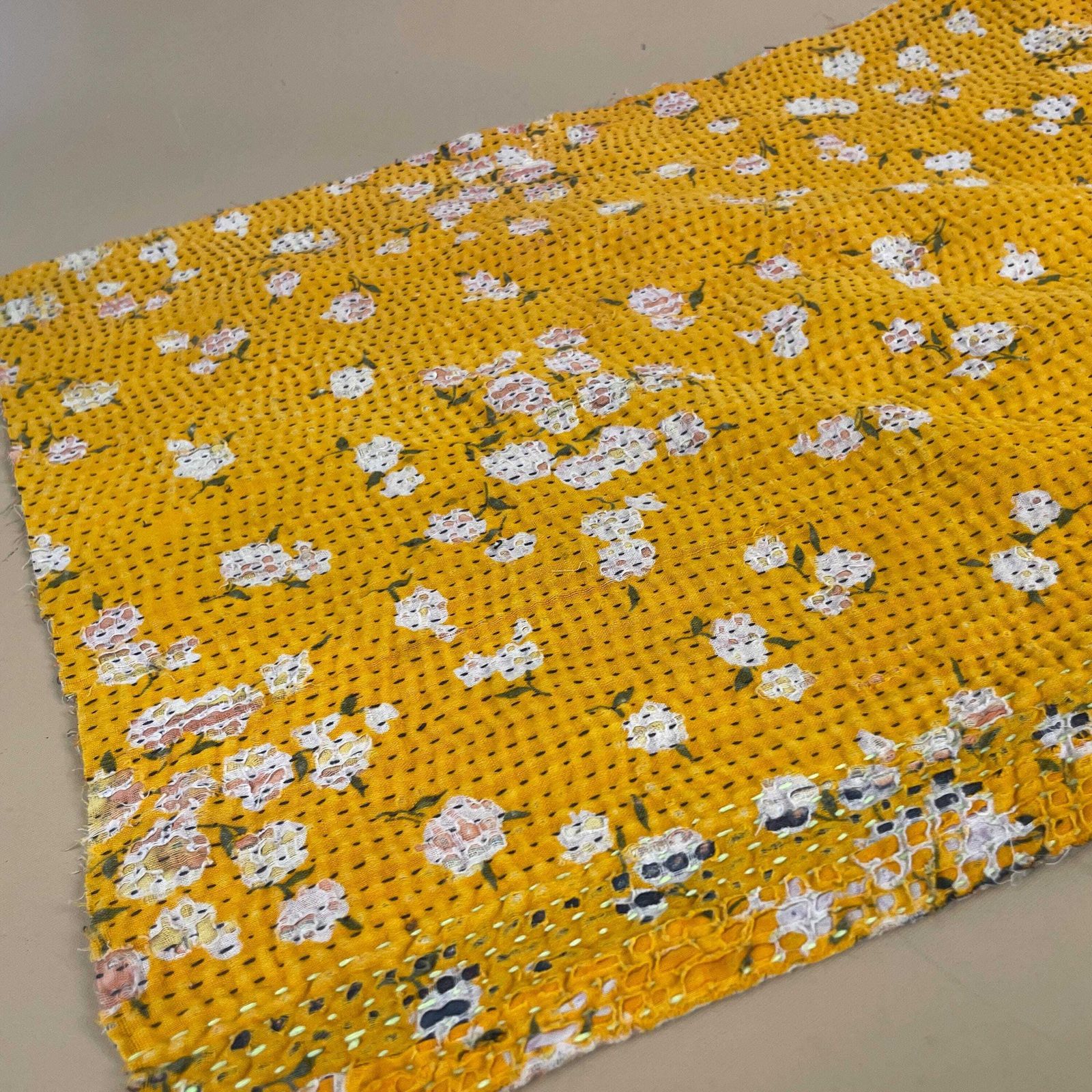 photo furniture Indian Fabric Table Runner Hand Embroidered Pattern Tapestry Cotton Handmade Craft Traditional Cloth India Stitched Rectangle 97x33cm