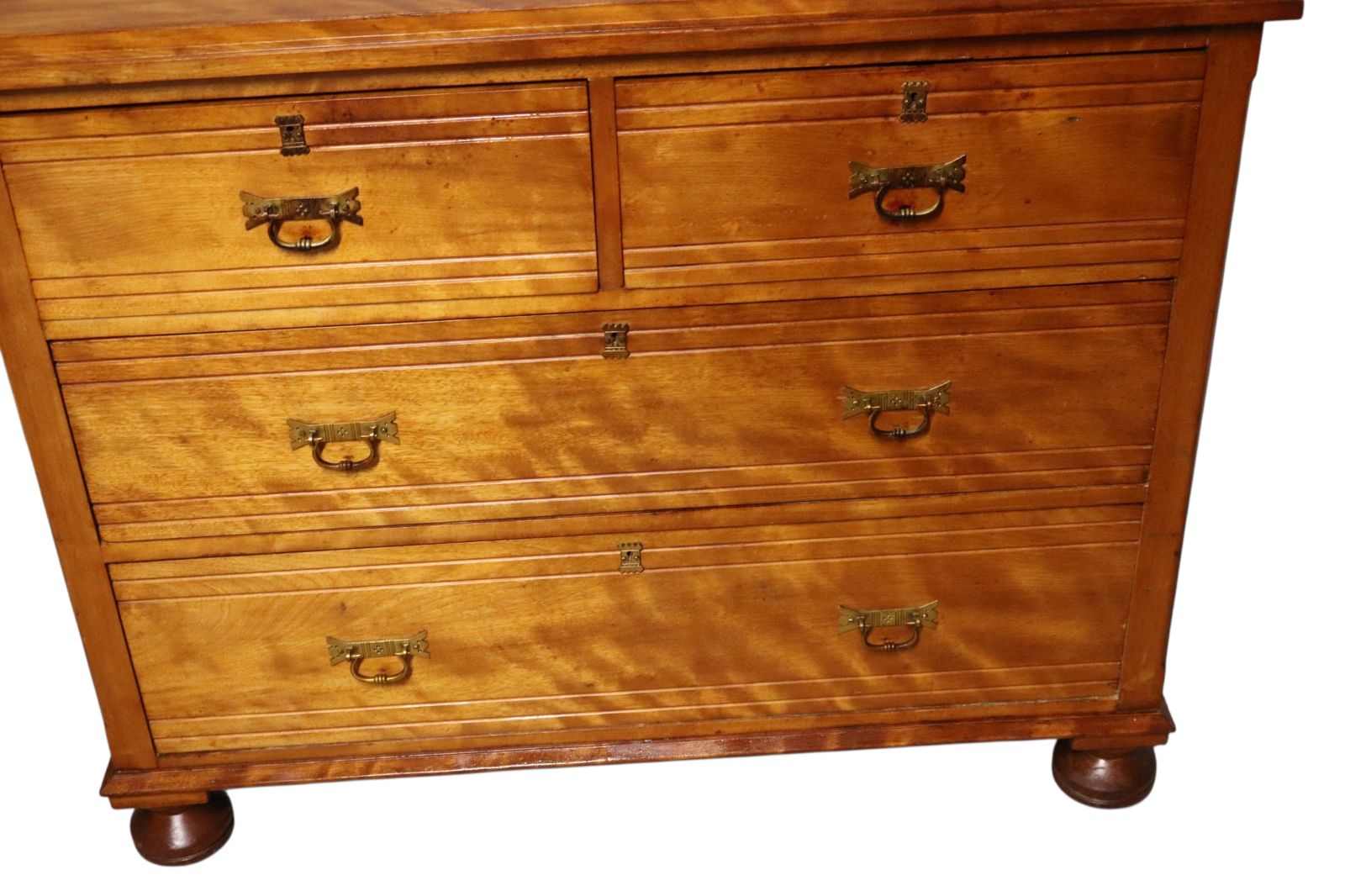photo furniture Antique Edwardian Satin Walnut Chest Of Drawers