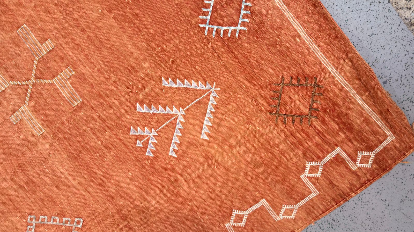 Vintage Kilim Rug Moroccan Orange Geometric Handmade Flatweave Carpet Livingroom photo furniture