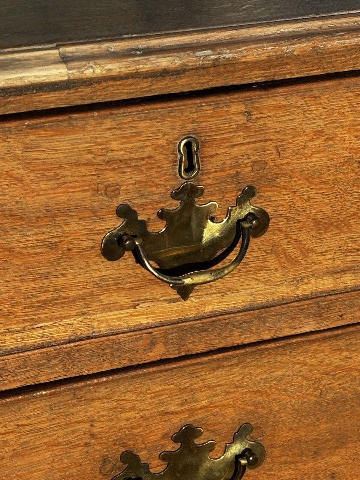 Georgian Light Oak Chest Of Drawers. photo 964.0