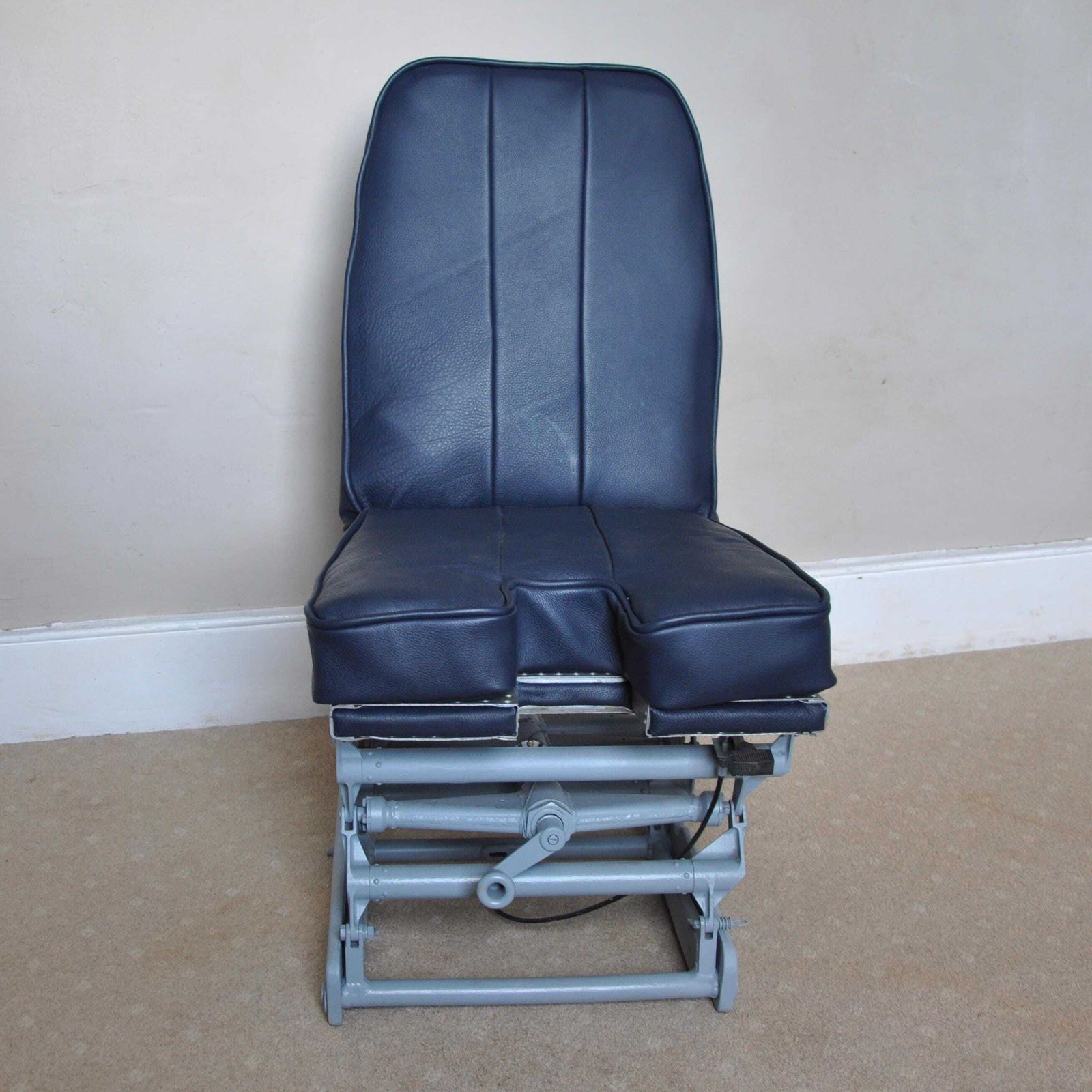 Aircraft Pilots Chair Let L410 Turbolet photo for sale