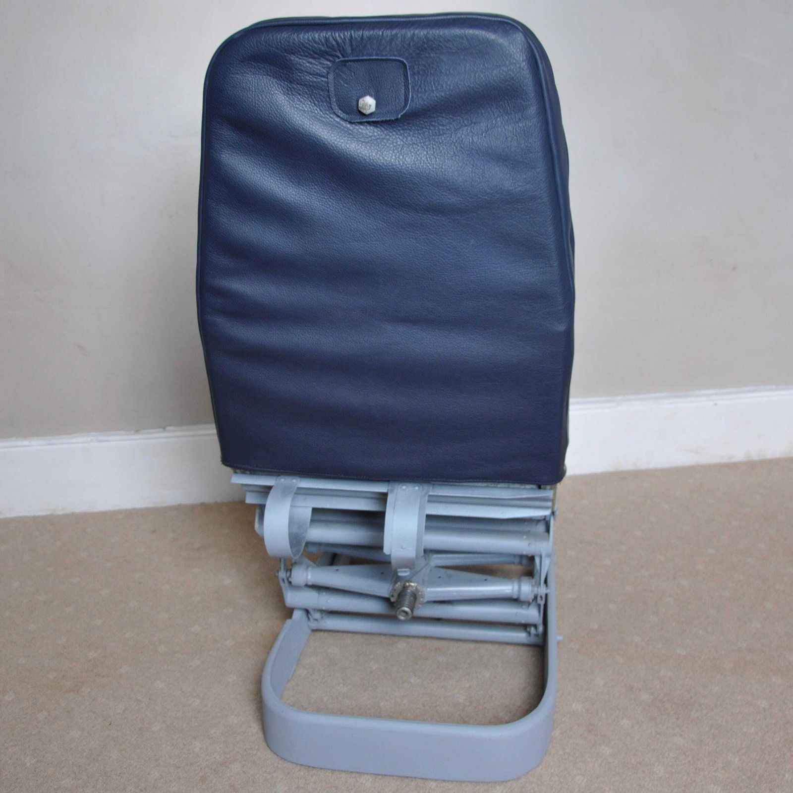 Aircraft Pilots Chair Let L410 Turbolet photo Furniture