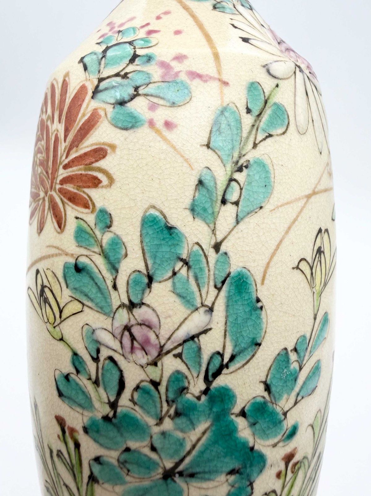 photo furniture Antique Japanese Satsuma Vase, Small Hand Painted Satsuma Vase 1800s