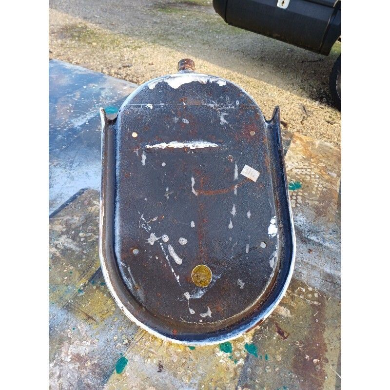 photo furniture Enameled Cast Iron Sink
