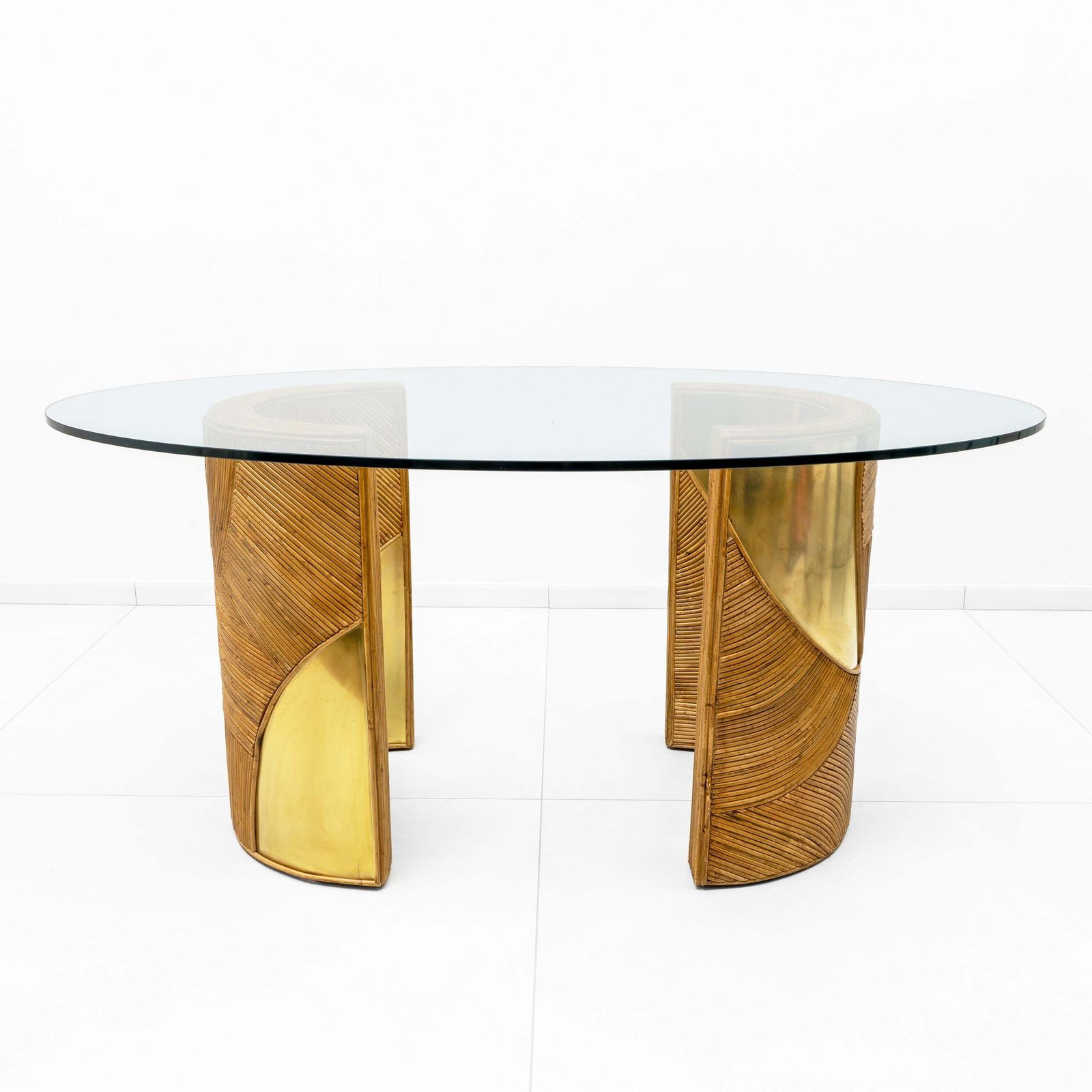 Mid Century Modern Italian Rattan And Brass Dining Table By Vivai Del Sud, 70s photo for sale