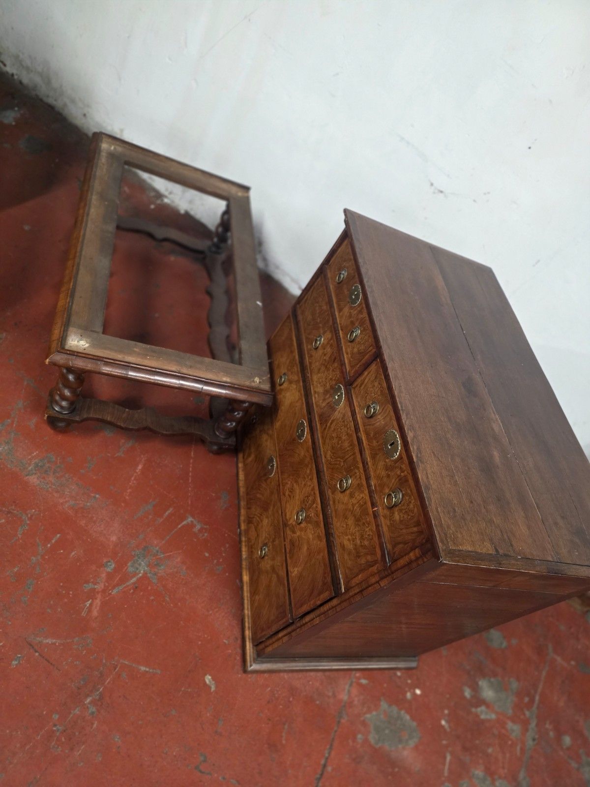 1600.0 Antique Burr Walnut Queen Anne Chest On Stand 1710. photo
