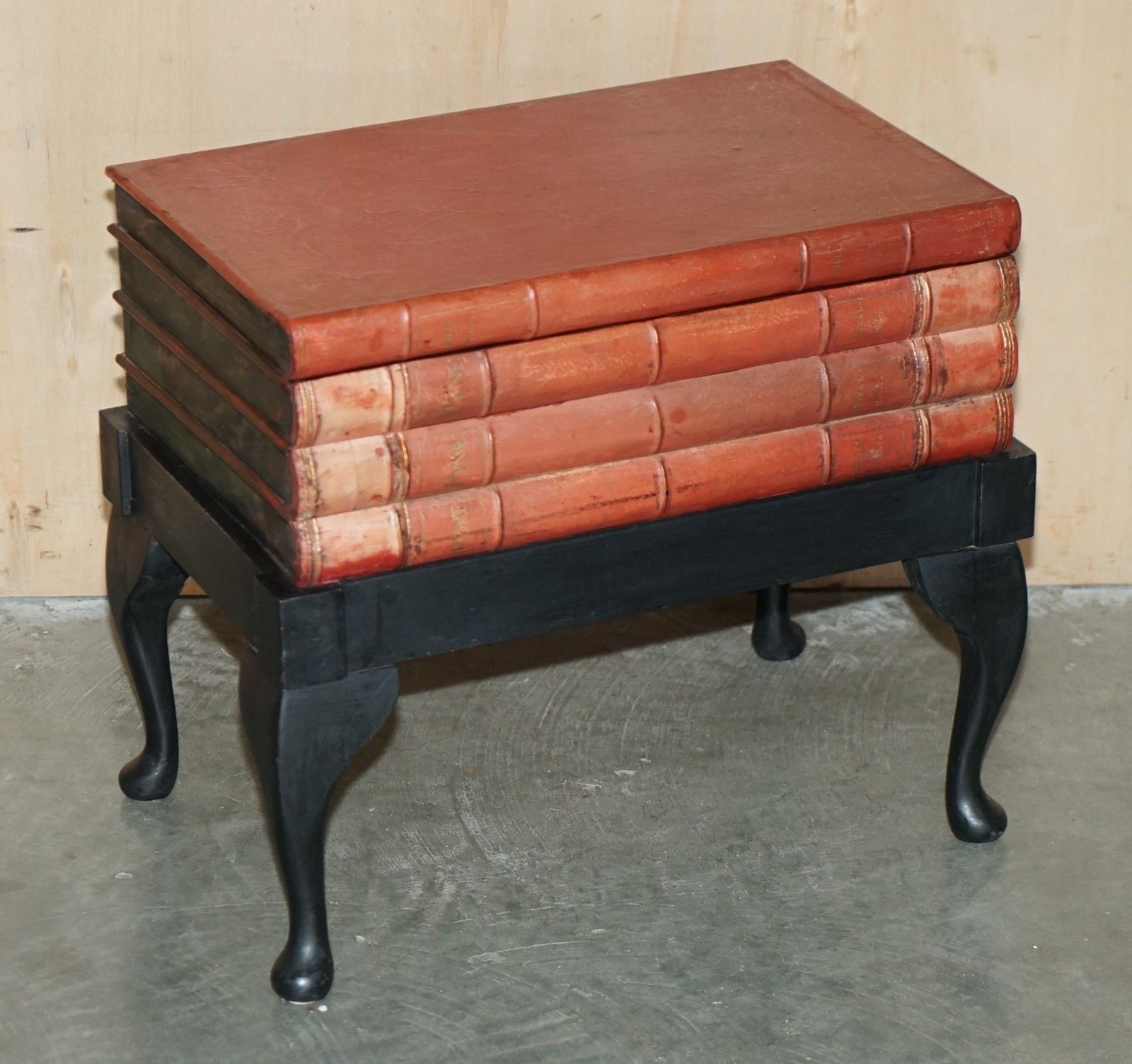photo vinterior Matched Pair Of Antique Victorian Faux Book Side End Lamp Wine Storage Tables