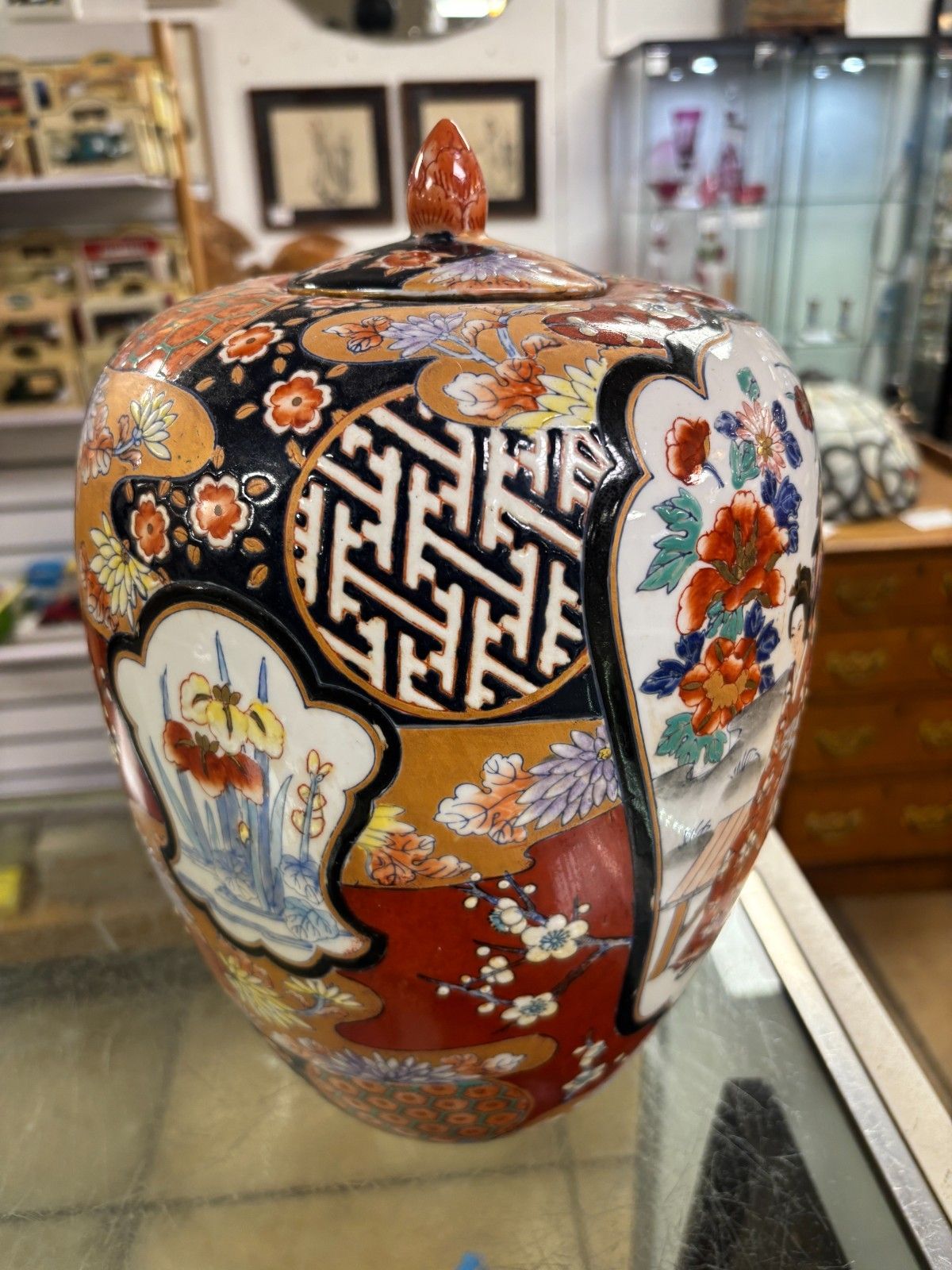 Vintage Oriental Japanese Imari Hand Painted Jar With Lid photo Home Decor