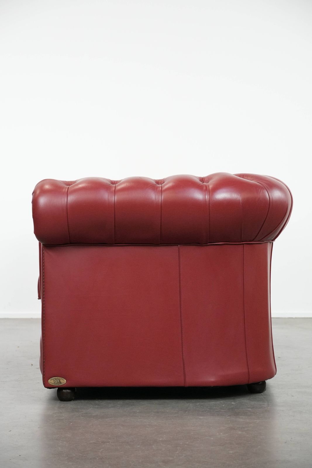 Wonderful Set Consisting Of An English Cowhide Chesterfield 2.5 Seater Sofa And Matching Armchair In A Stunning Red Colour photo 2593.0